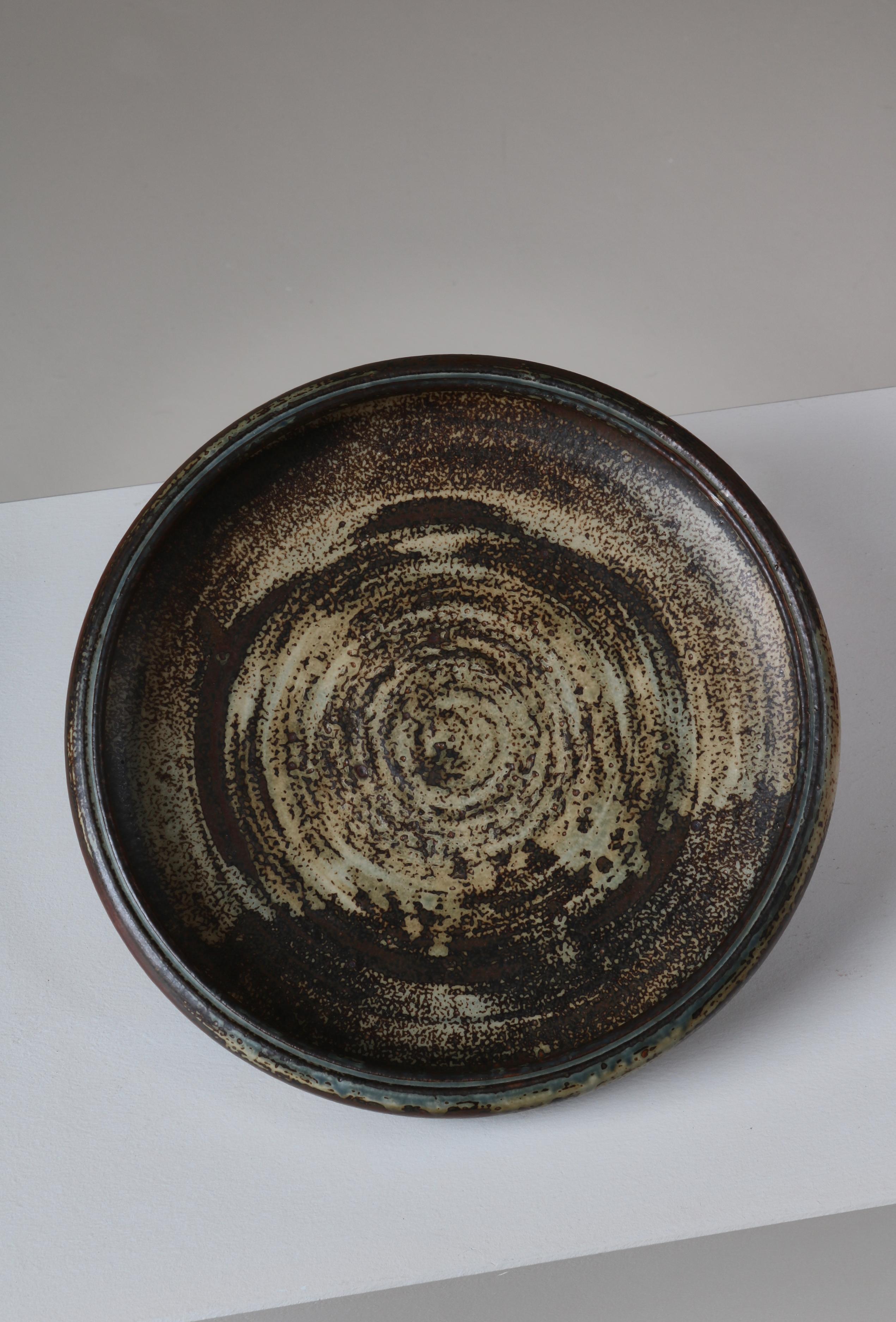 Danish Large Stoneware Bowl in Sung Glazing by Carl Halier, Royal Copenhagen, 1960s For Sale