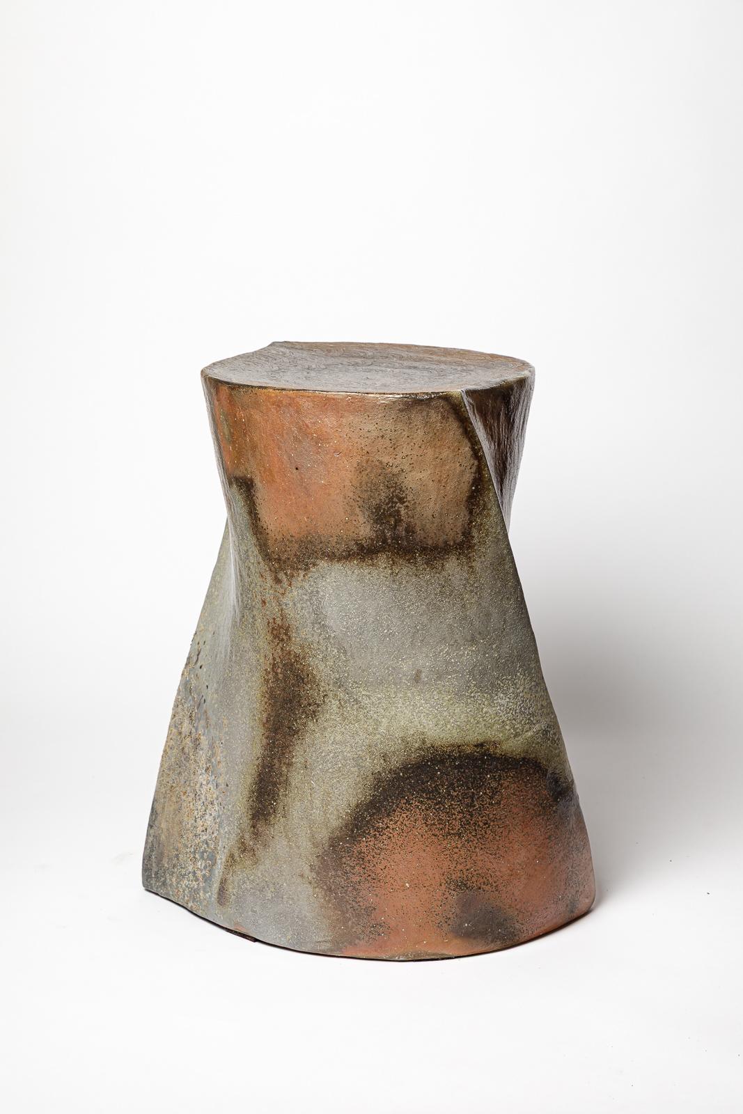 Moderno Grande sgabello o tavolino in ceramica marrone e grigio di I. A. B. fatto a mano in vendita
