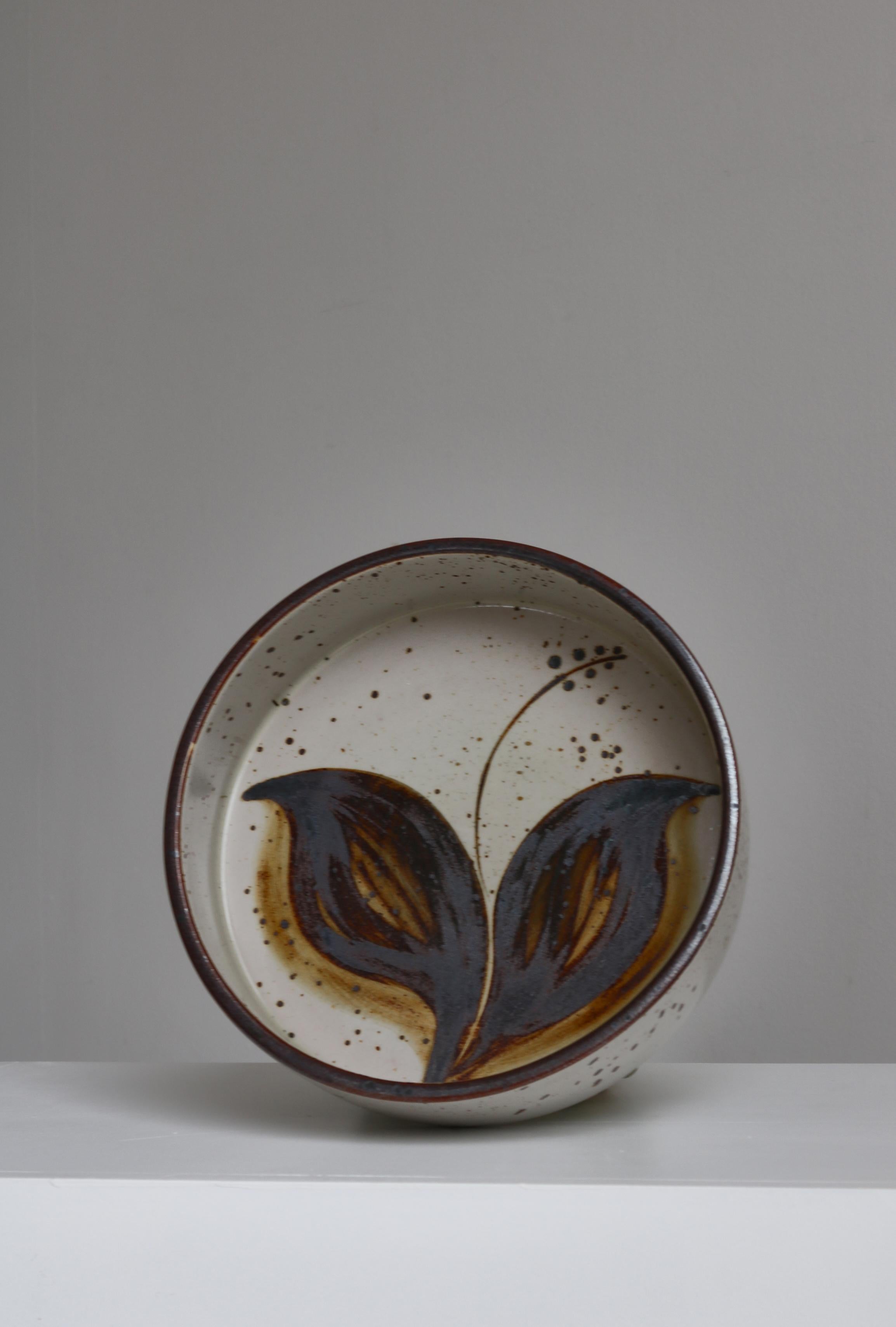 Late 20th Century Large Stoneware Decorative Bowl Floral Motif by Søholm Pottery, Denmark, 1970s For Sale