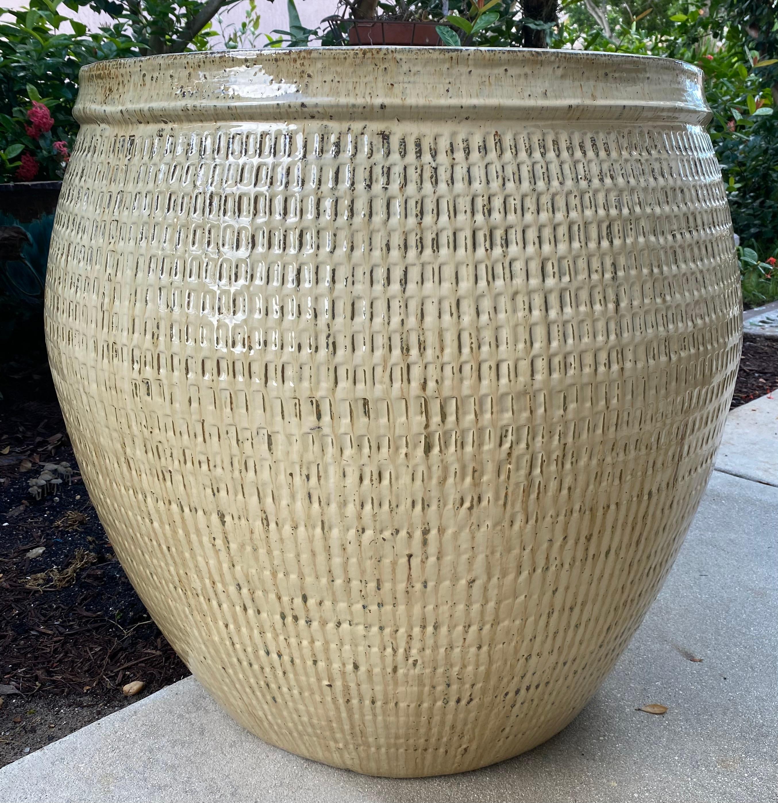 Asiatique Grande jardinière / base de table en grès en vente