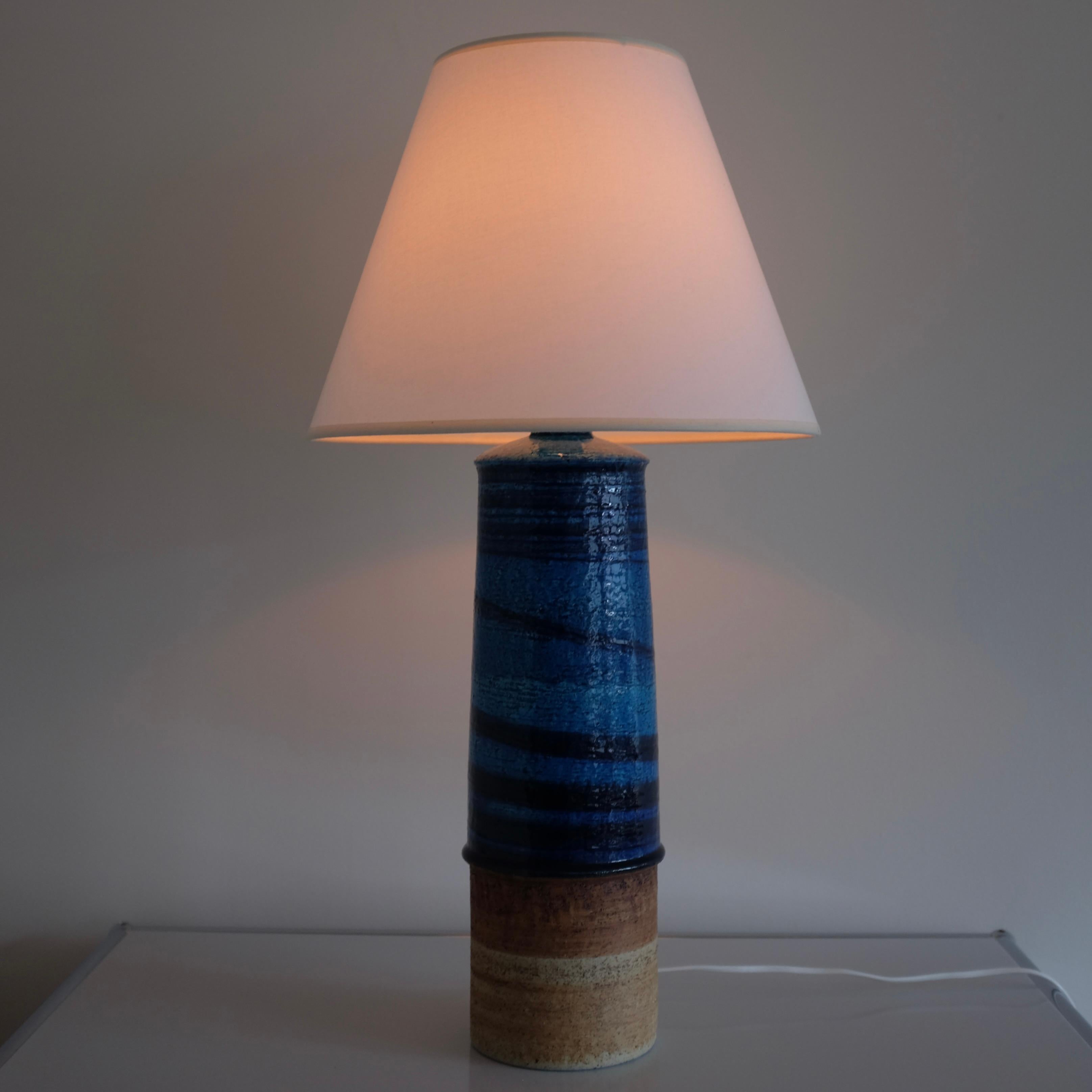 Large Stoneware Table lamp by Inger Persson In Good Condition For Sale In Brooklyn, NY