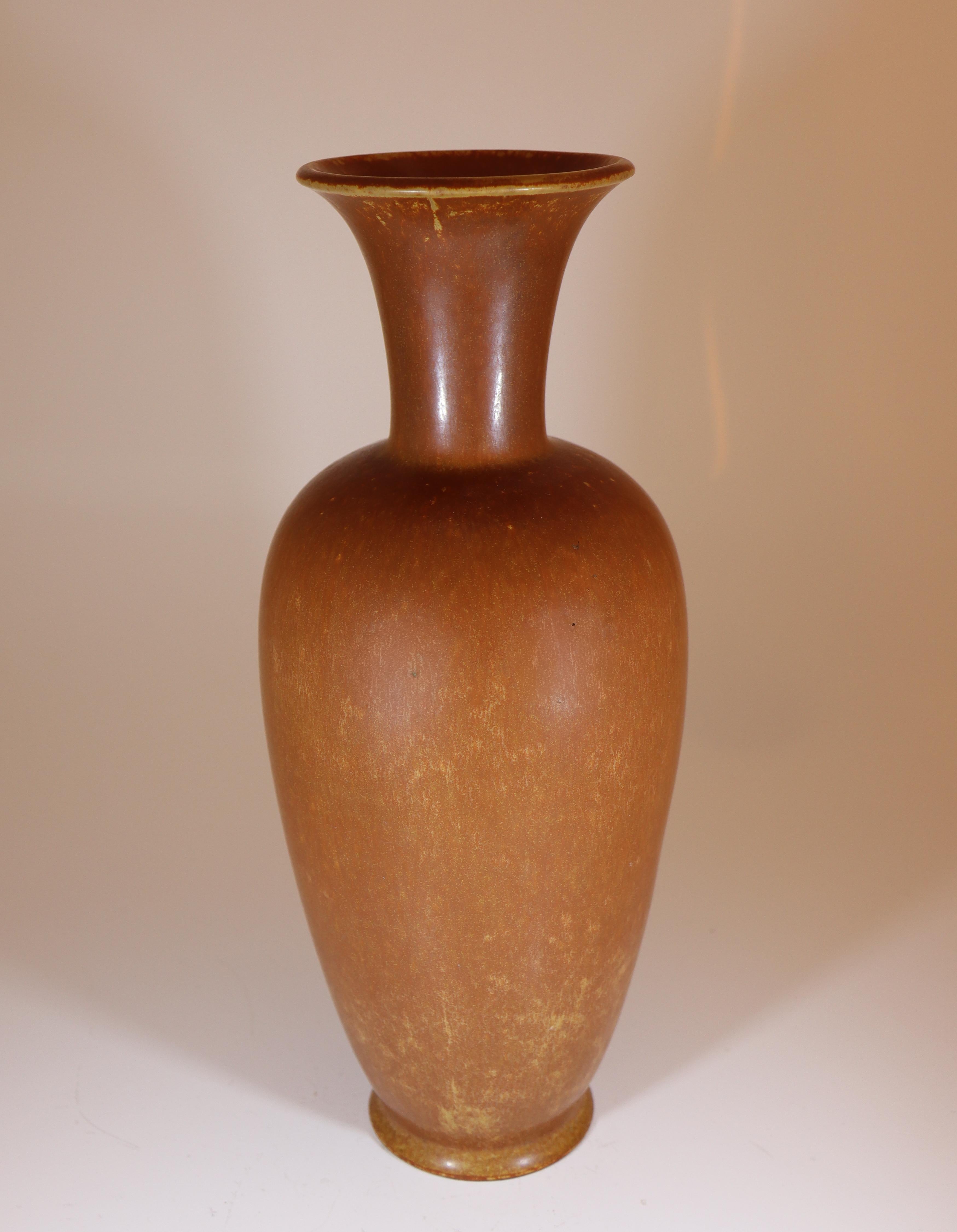 Jarrón grande de gres, marrón, Gunnar Nylund, Rörstrand, escandinavo moderno Escandinavo moderno en venta