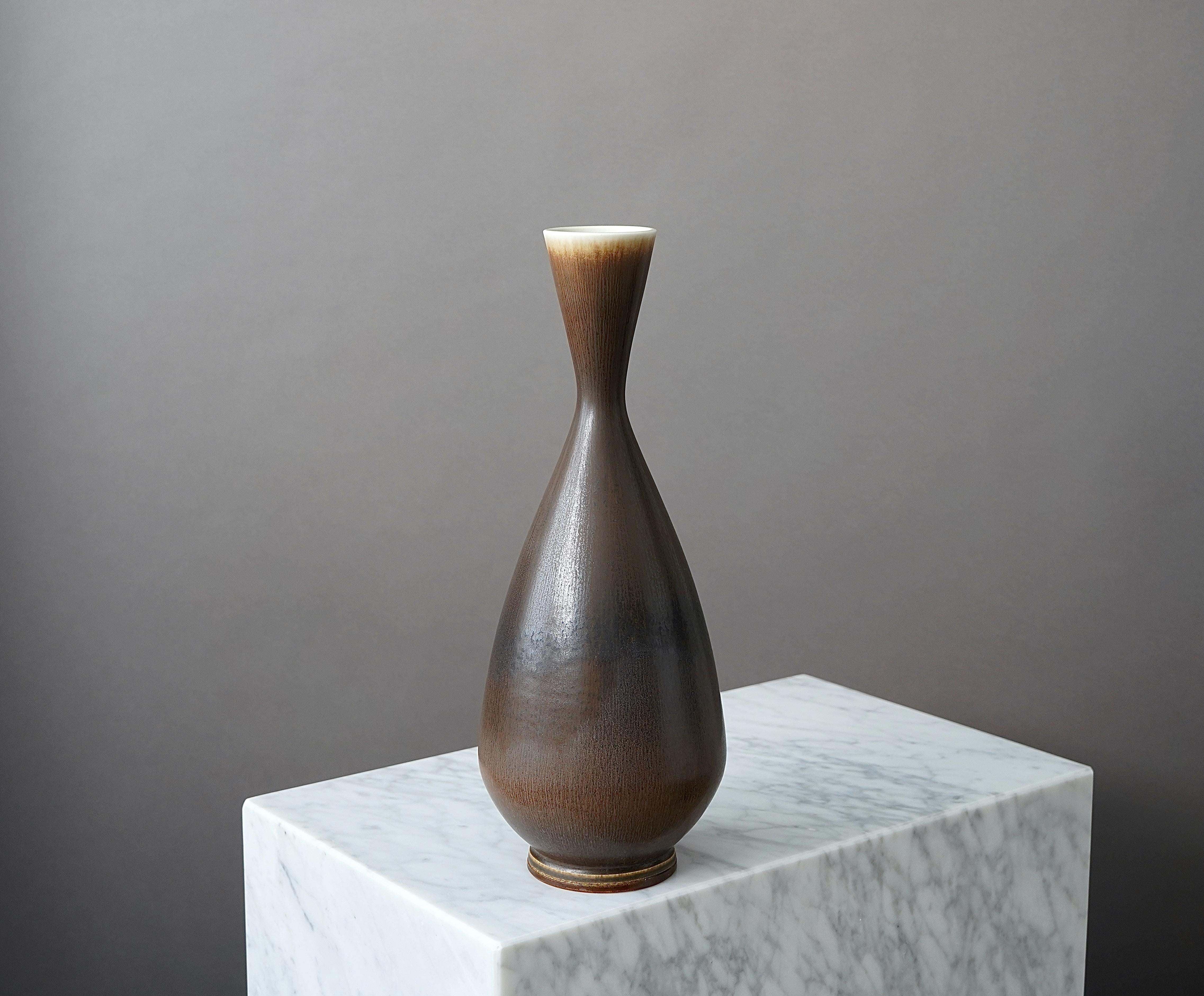 Swedish Large Stoneware Vase by Berndt Friberg for Gustavsberg Studio, Sweden, 1963 For Sale