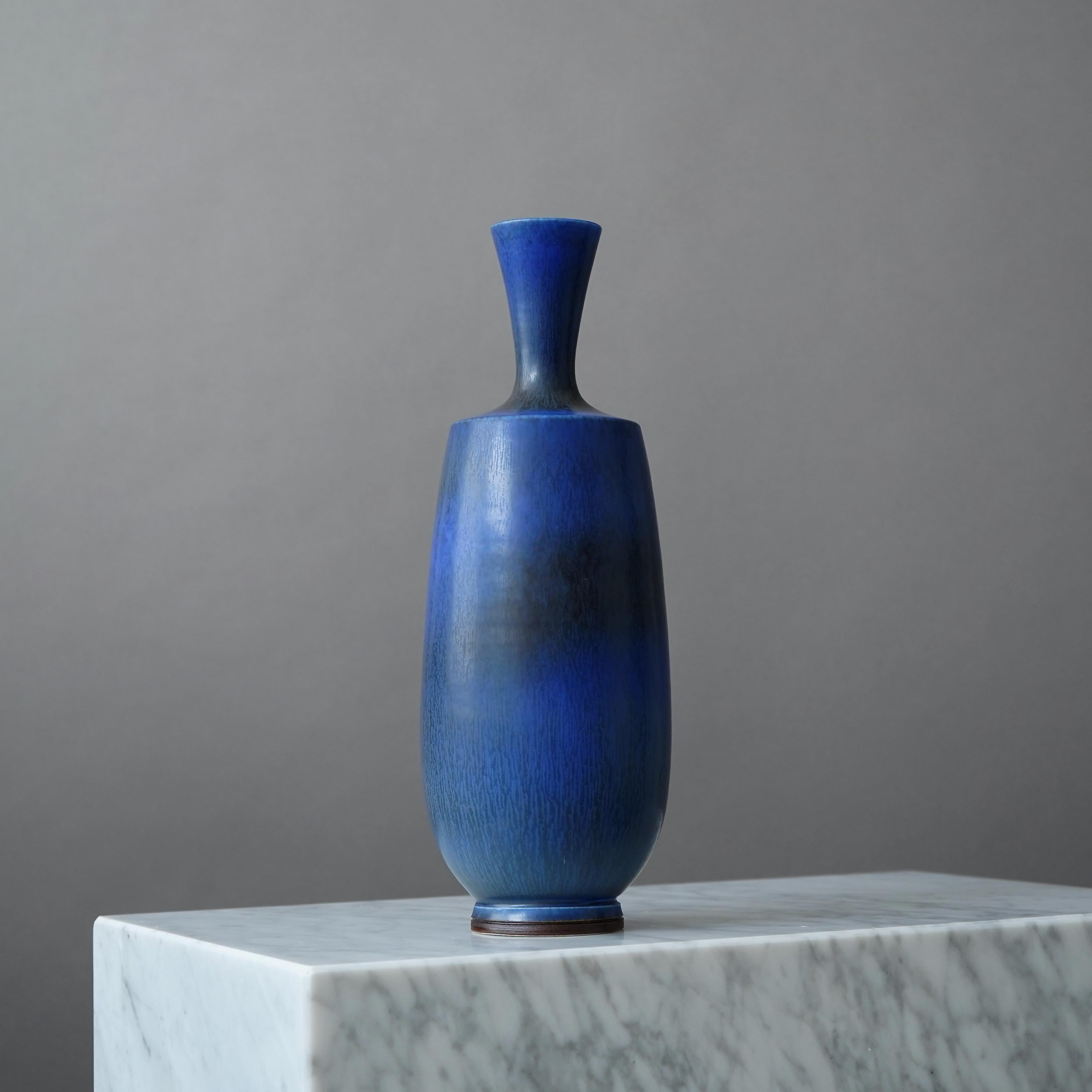 20th Century Large Stoneware Vase by Berndt Friberg for Gustavsberg Studio, Sweden, 1971 For Sale