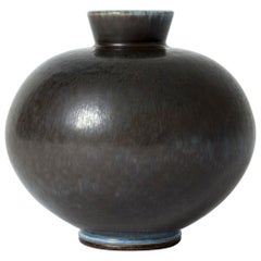 Large Stoneware Vase by Berndt Friberg for Gustavsberg, Sweden, 1978 Large Stoneware Vase by Berndt Friberg for Gustavsberg, Sweden, 1978