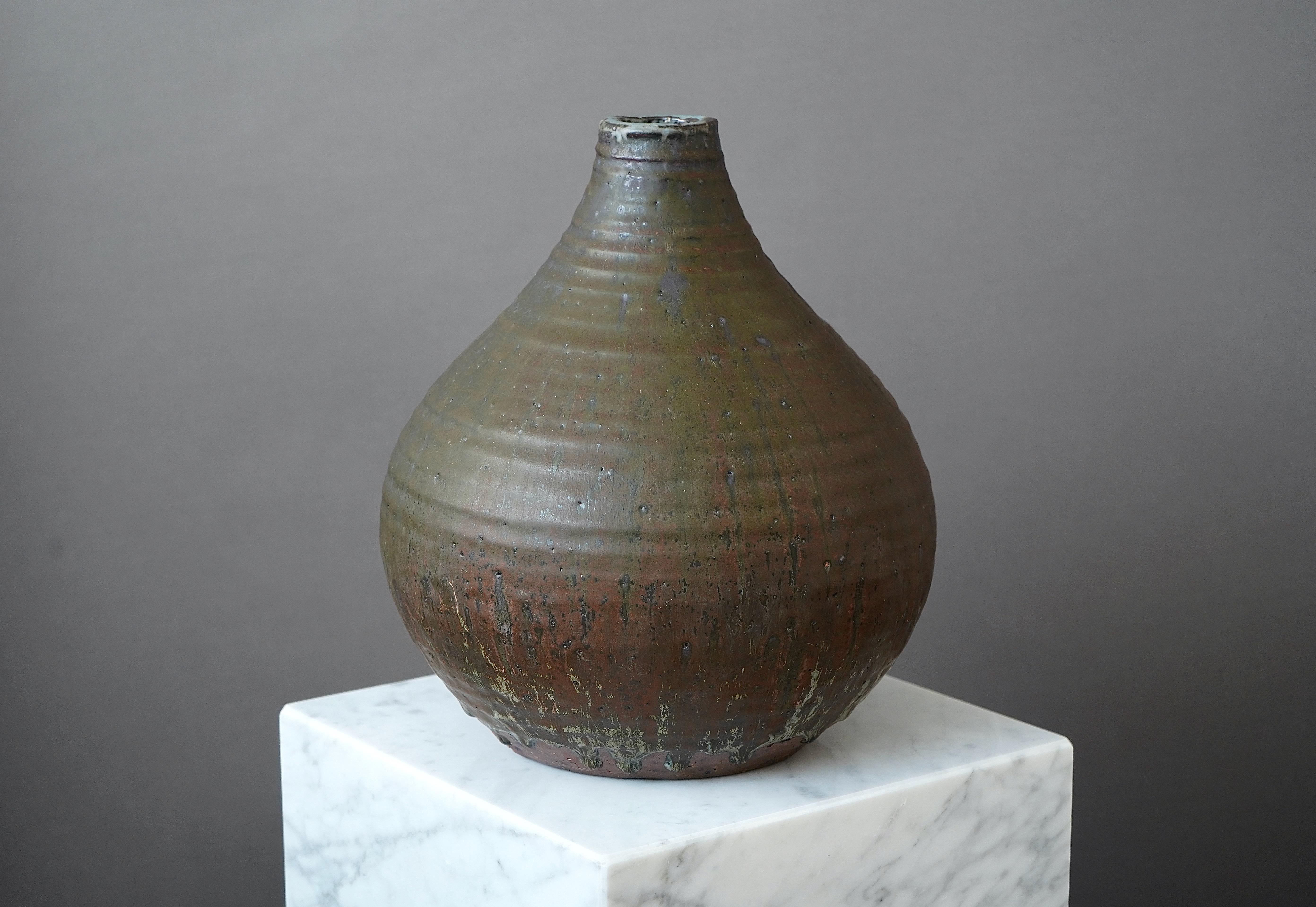 Scandinavian Modern Large Stoneware Vase by Swedish Ceramist Rolf Palm, 1964 For Sale