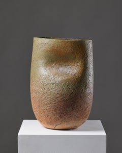 Large stoneware vessel by Paul Envalds for Arabia, Finland, 1980s, tan, green