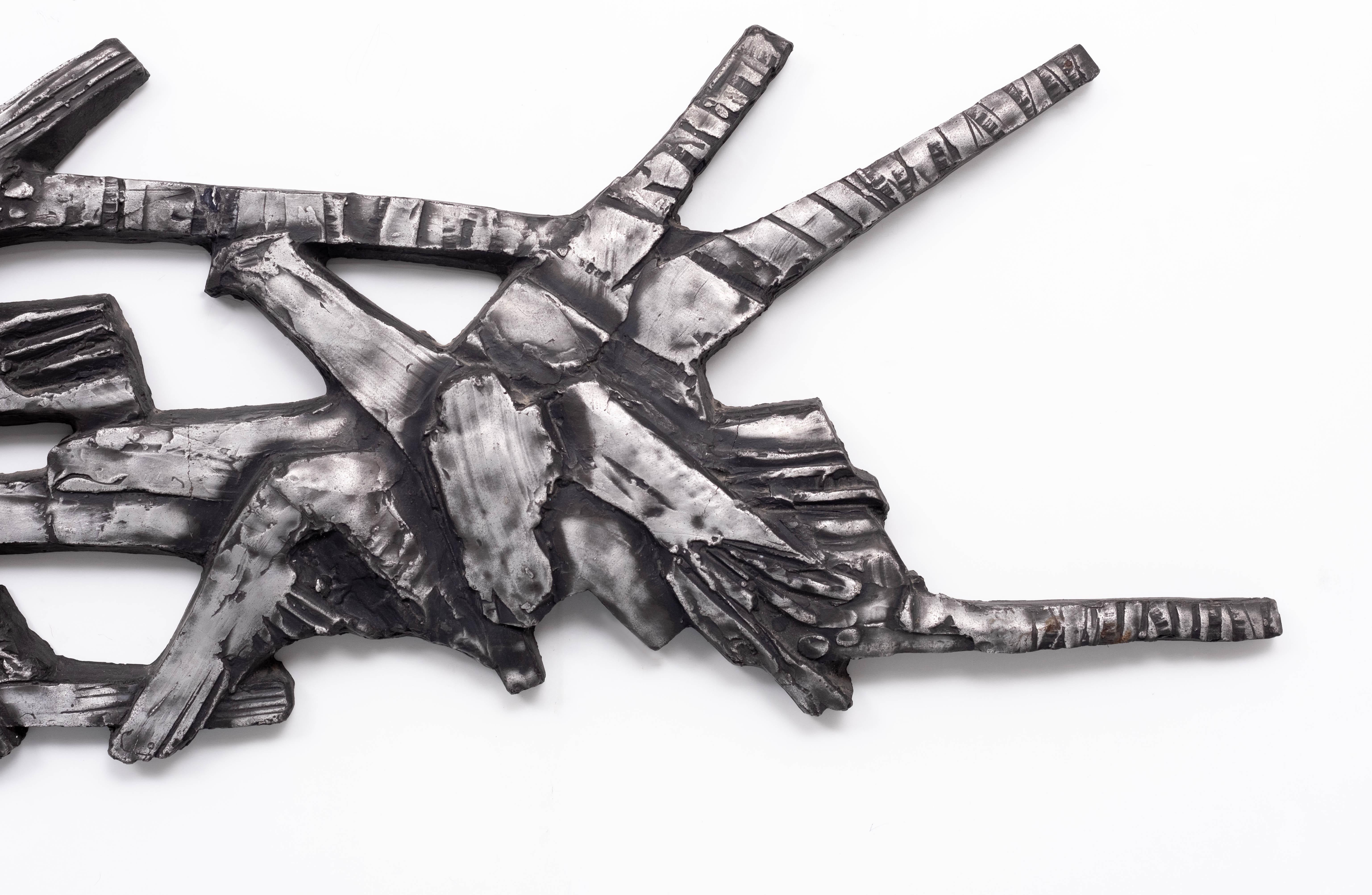 Néerlandais Grande sculpture murale en grès des années 1960 x