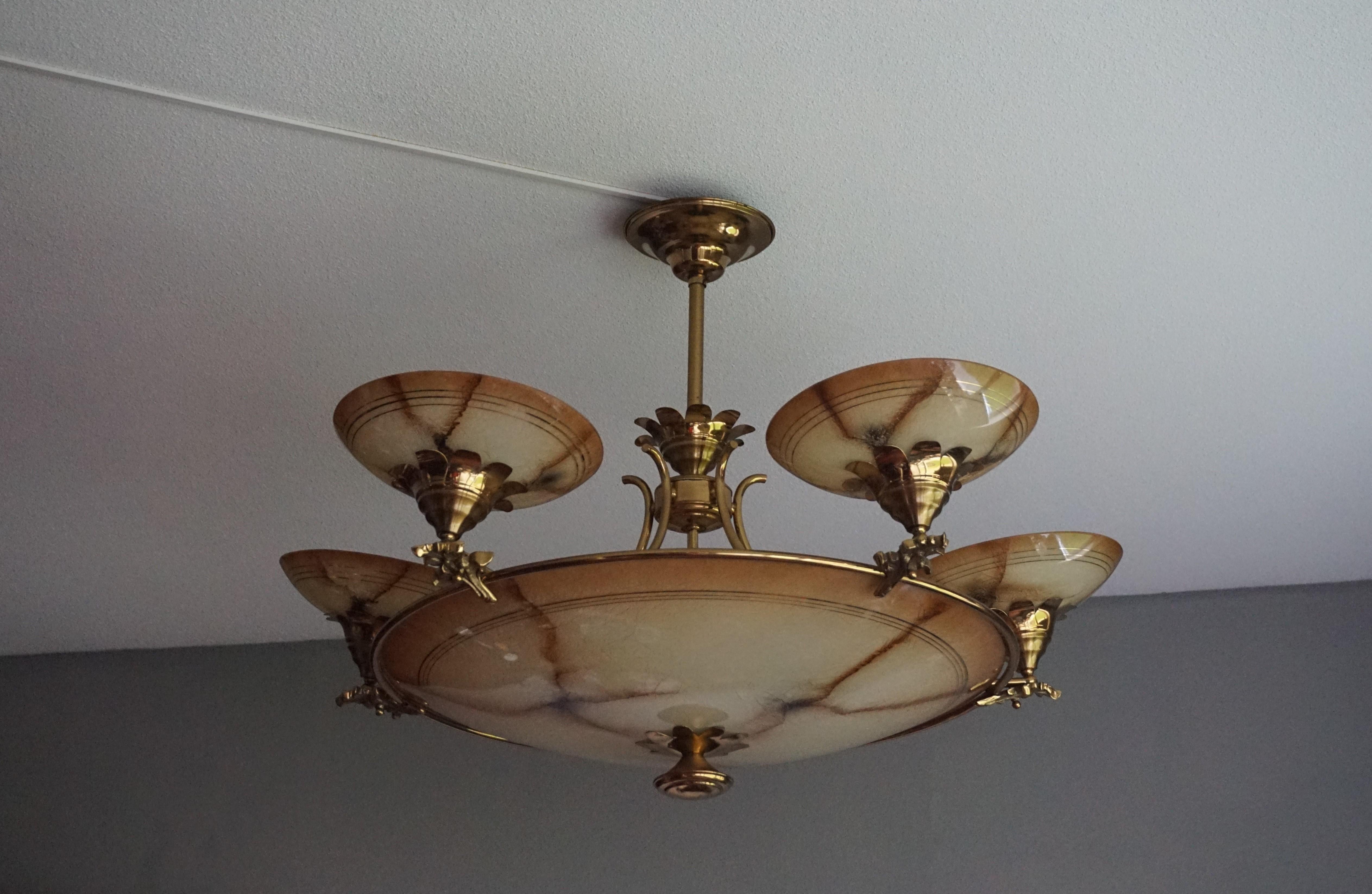 Large Striking Art Deco Style Glass Bronze & Brass Hollywood Regency Chandelier In Excellent Condition For Sale In Lisse, NL