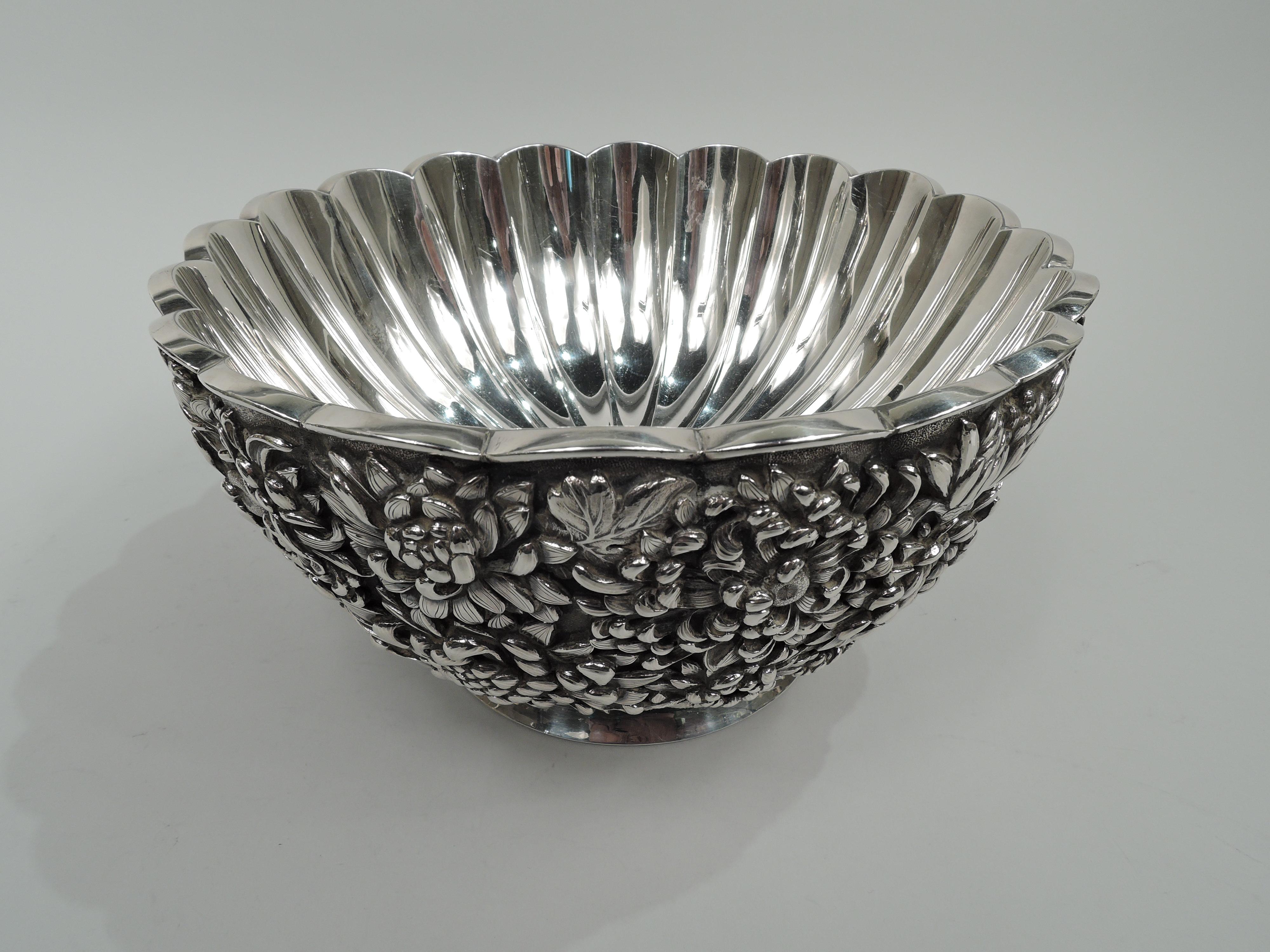 Large & Striking Japanese Meiji Silver Chrysanthemum Centerpiece Bowl 1