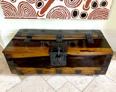 Large Striking Korean Ton-Kwe Chest Persimmon Wood Joseon Dynasty