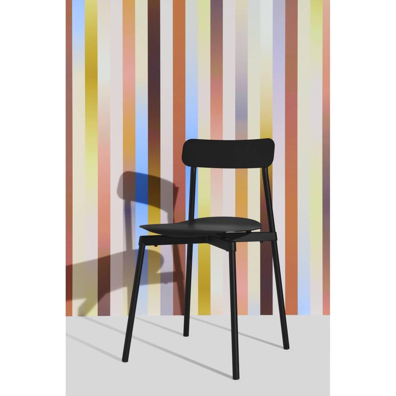Infinitely more sophisticated than a simple two-tone creation, Carole Baijings has entirely reinvented the Iconic French stripes with a shifting colour palette. Through her range of wallpaper and panorama prints, each vertical stripe is a line of