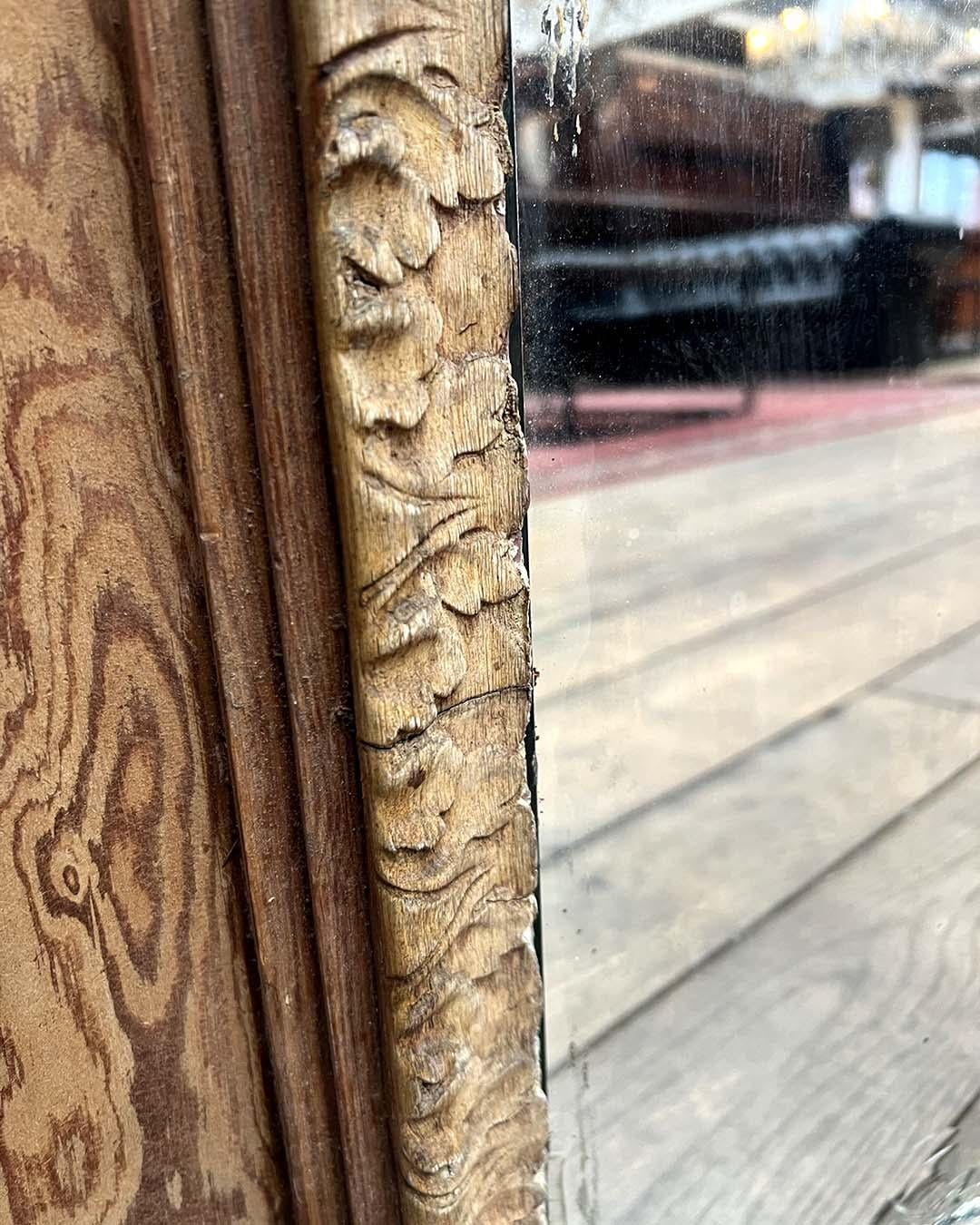 Grand miroir trumeau en sapin strié France, fin du 19e siècle en vente 4