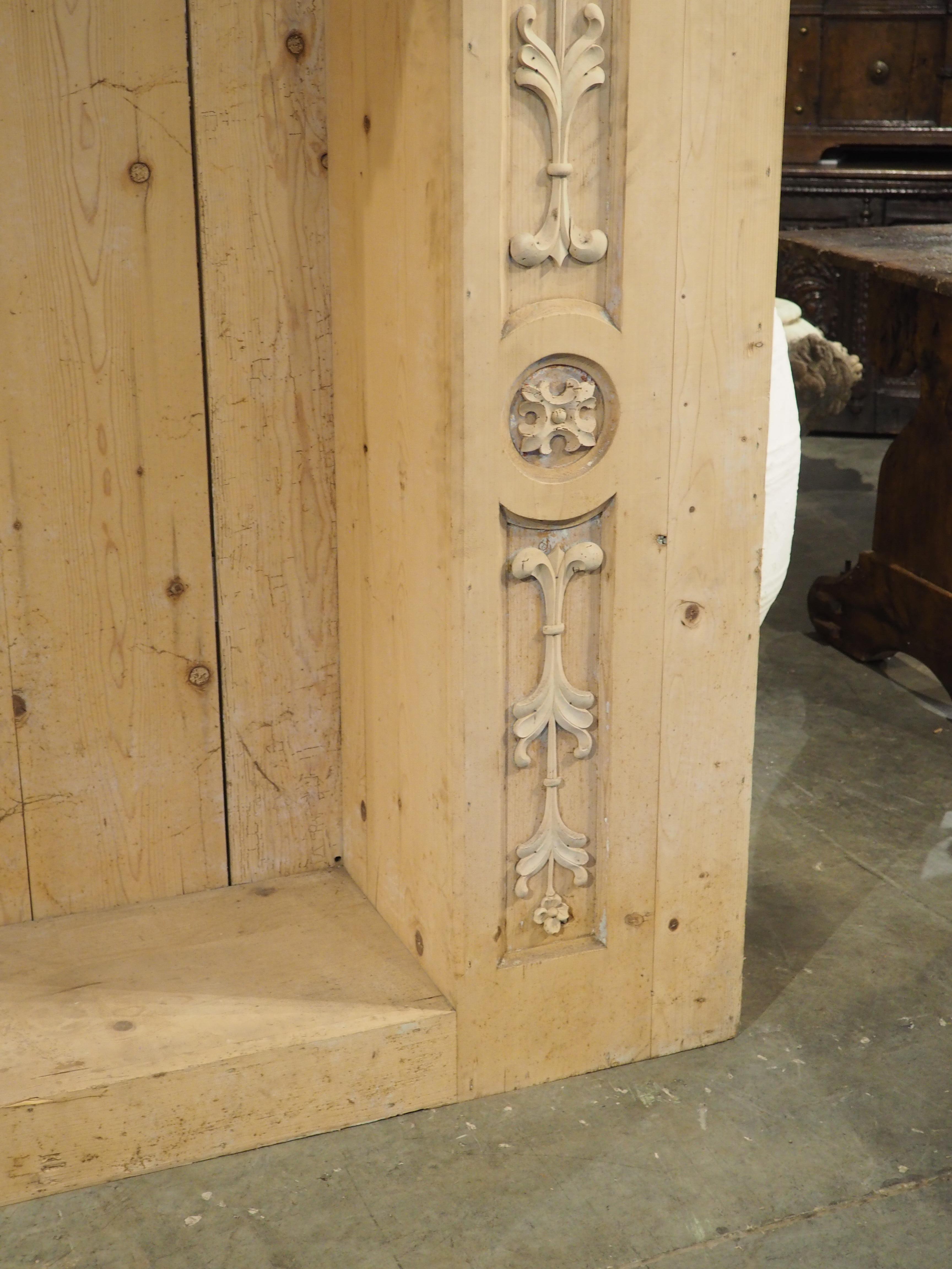 Large Stripped Pine Altar Niche from Northern France, 20th Century For Sale 3