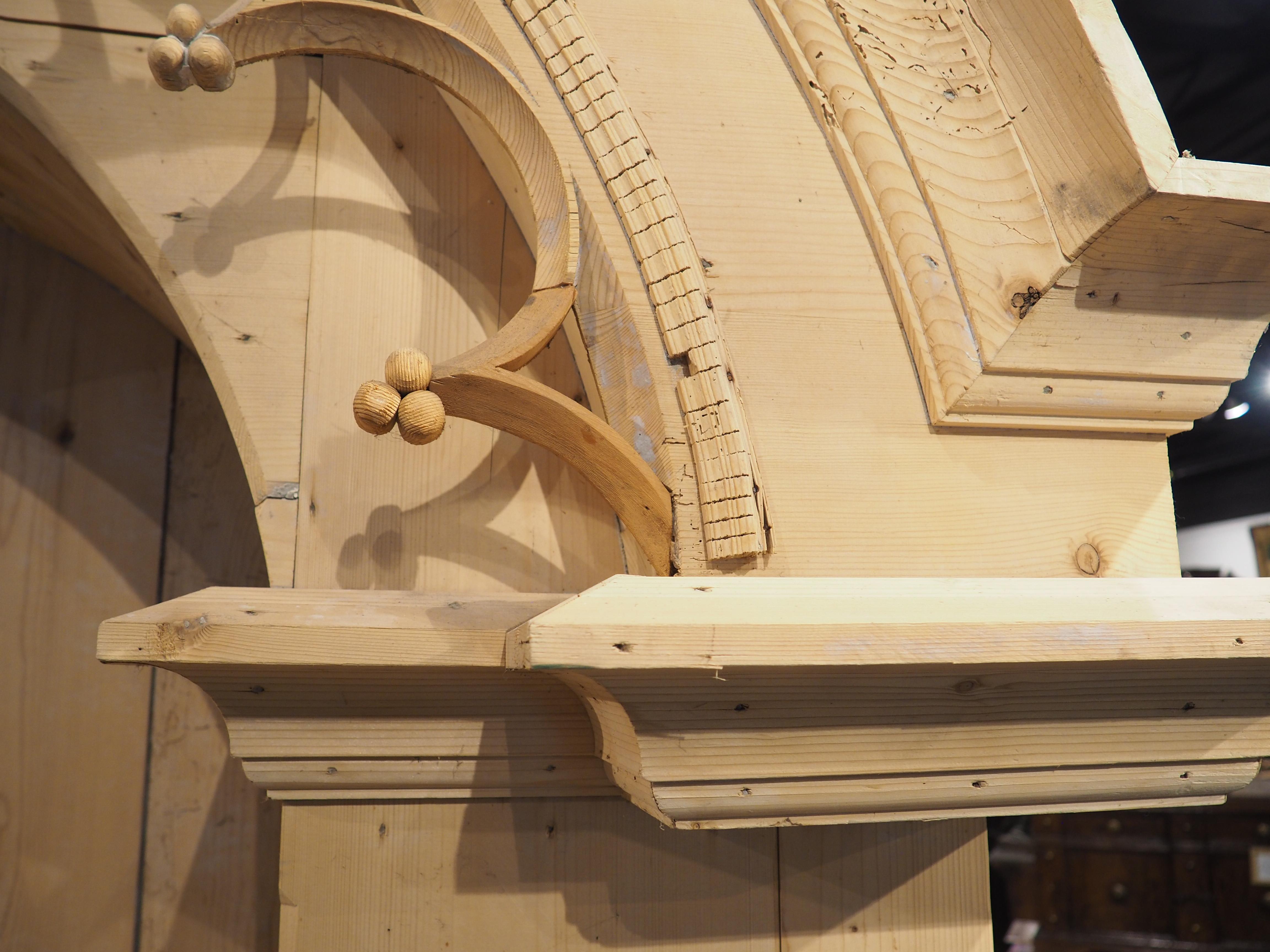 Large Stripped Pine Altar Niche from Northern France, 20th Century For Sale 12
