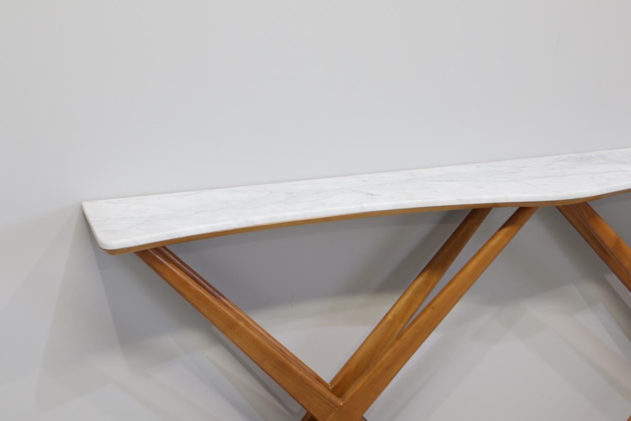 Large Studio B.B.P.R. Carrara Marble Top Console, Double X Shaped, 1950s For Sale 1