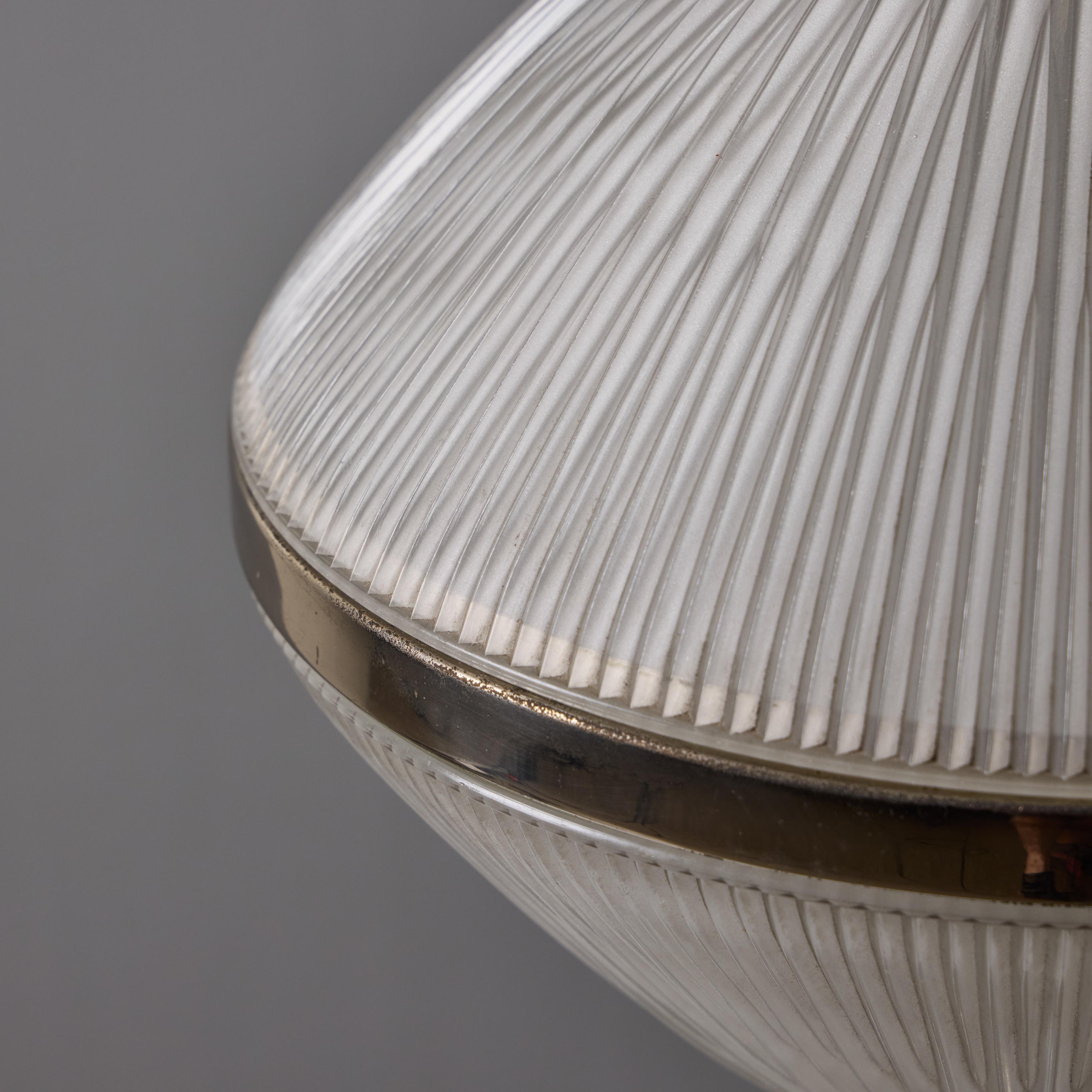Große Studio B.B.P.R. 'Polinnia' Tischleuchte aus Glas und Chrom um 1964 für Artemide (Italienisch) im Angebot