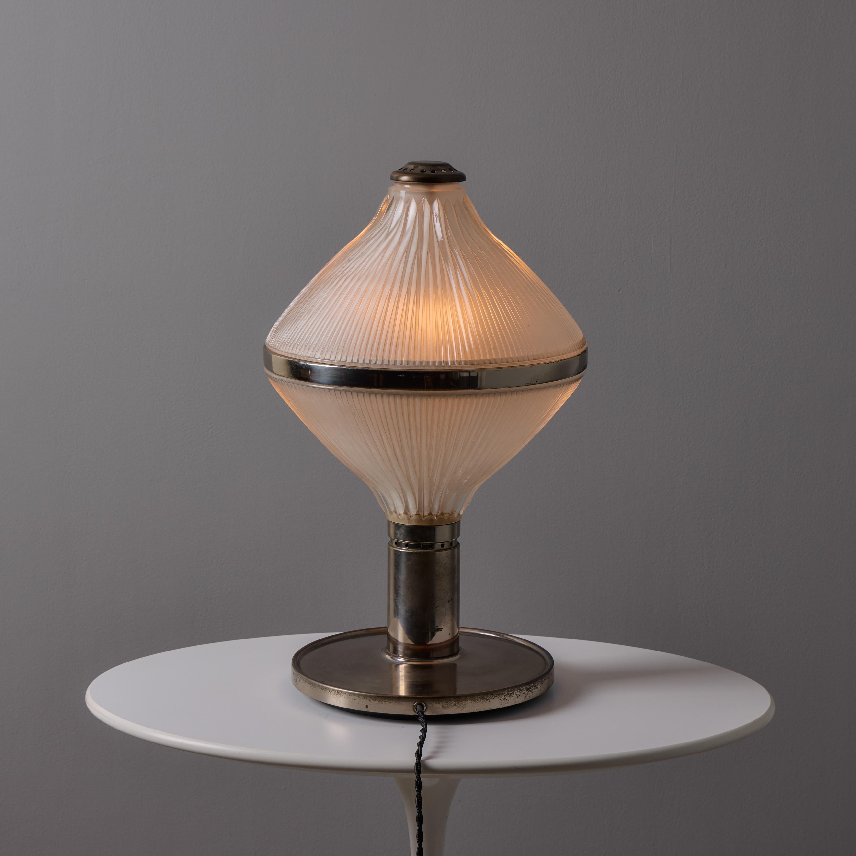 Große Studio B.B.P.R. 'Polinnia' Tischleuchte aus Glas und Chrom um 1964 für Artemide im Angebot 1
