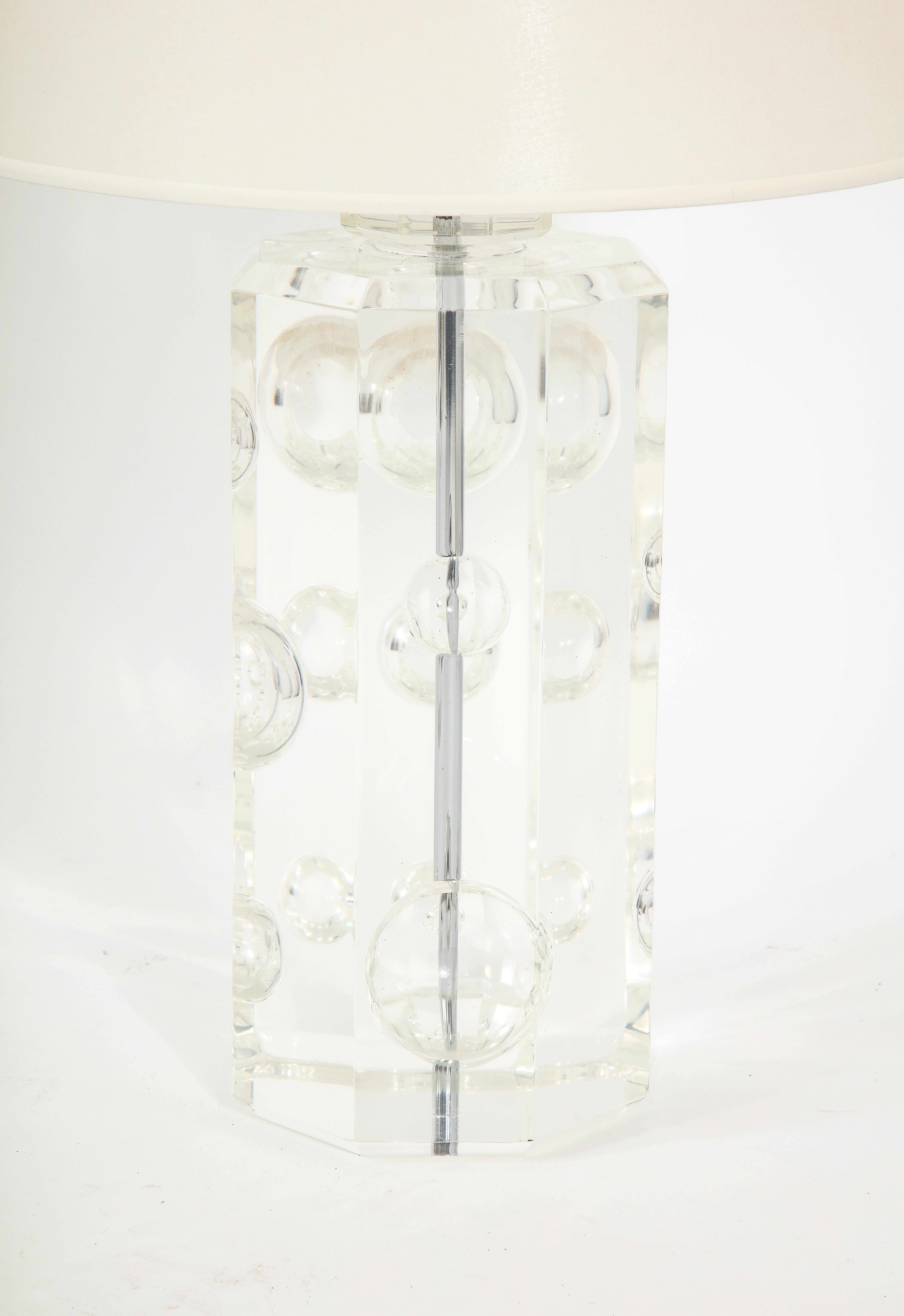 Mid-Century Modern Large Studio Lucite Lamp, USA 1960's For Sale