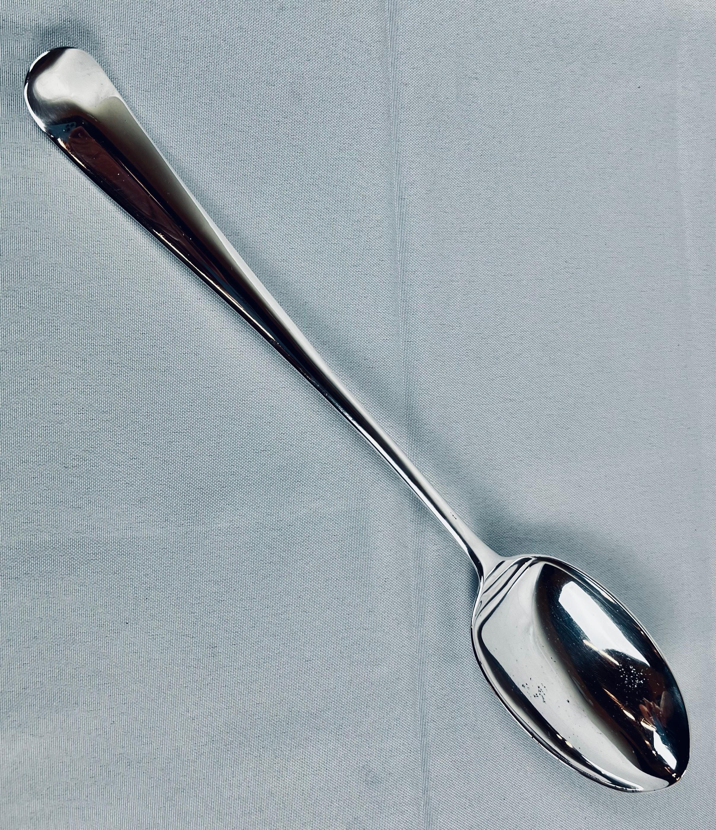 Milieu du XXe siècle Grande cuillère à écouper par Gerity en métal argenté 13 po. en vente