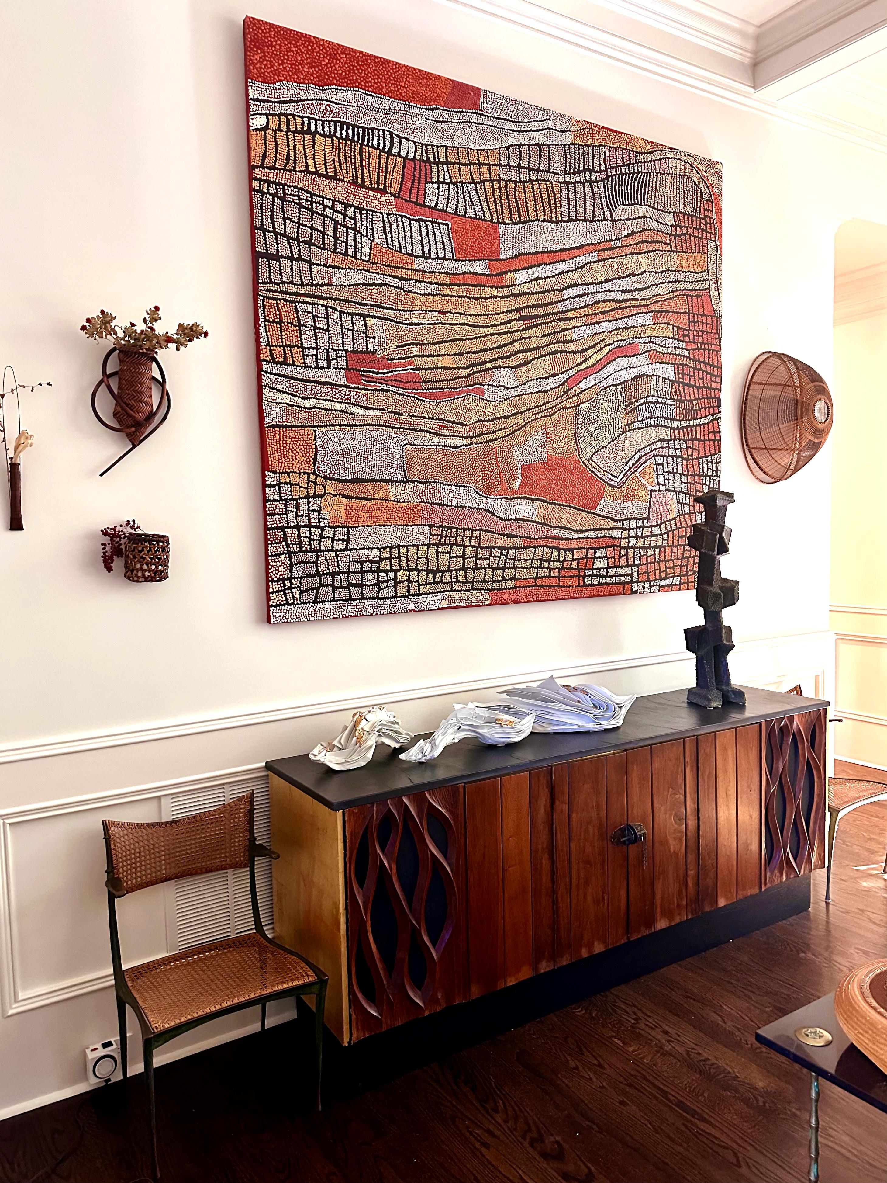 Large Stunning Australian Aboriginal Painting by Naata Nungurrayi In Good Condition For Sale In Atlanta, GA