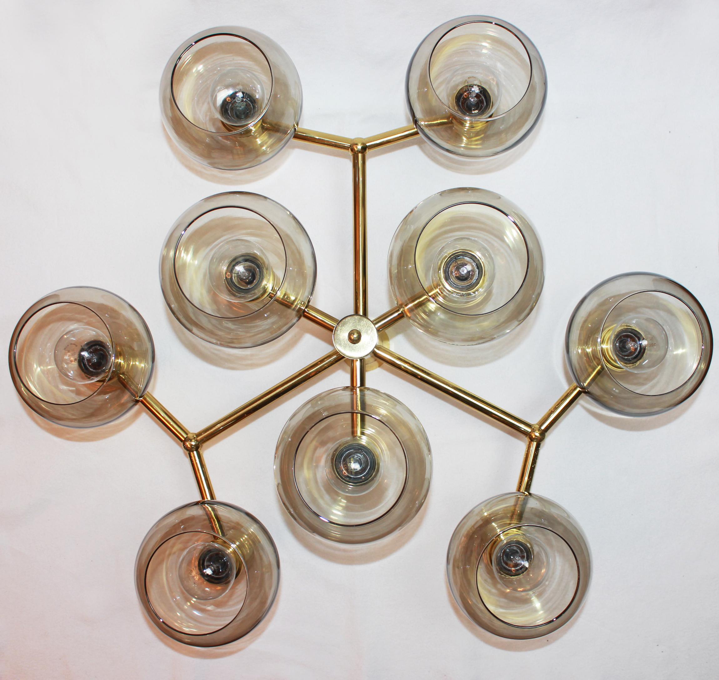 Mid-20th Century Large Stunning Brass Chandelier in Sciolari Style, 1960s