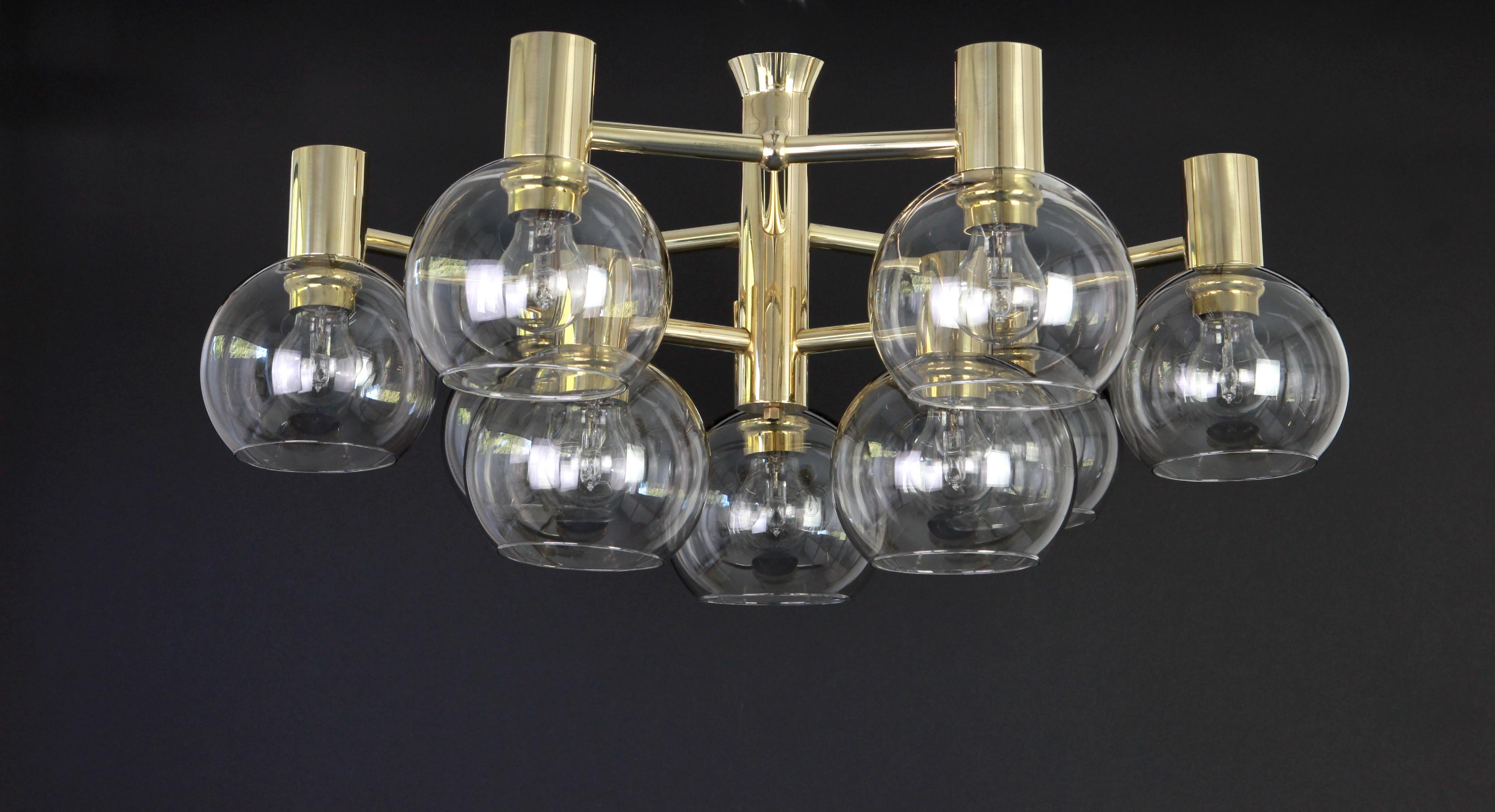 Large Stunning Brass Chandelier in Sciolari Style, 1960s 1