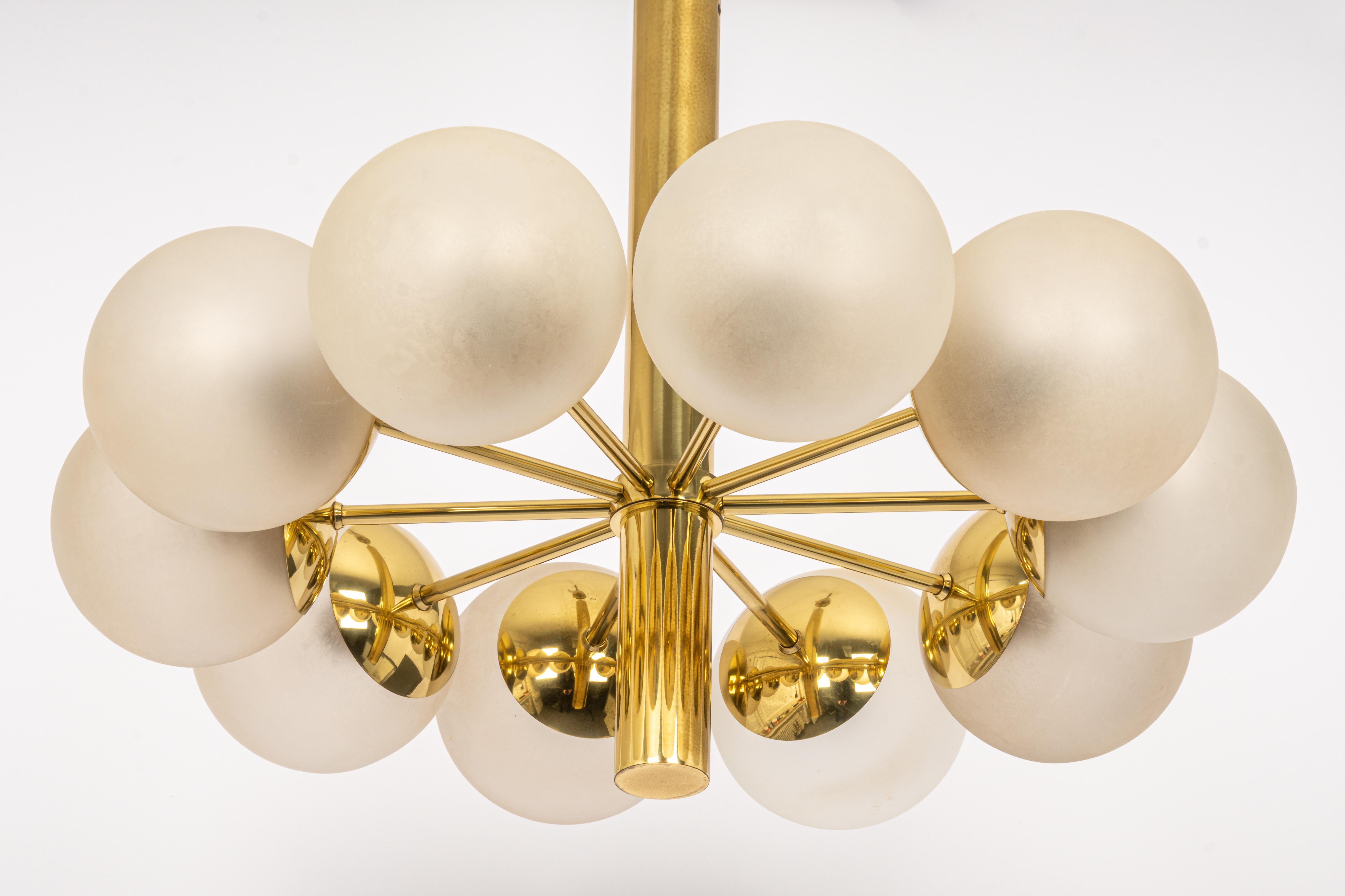 Mid-Century Modern Large Stunning Kaiser Sputnik Glass Globes Chandelier, Germany, 1970s For Sale