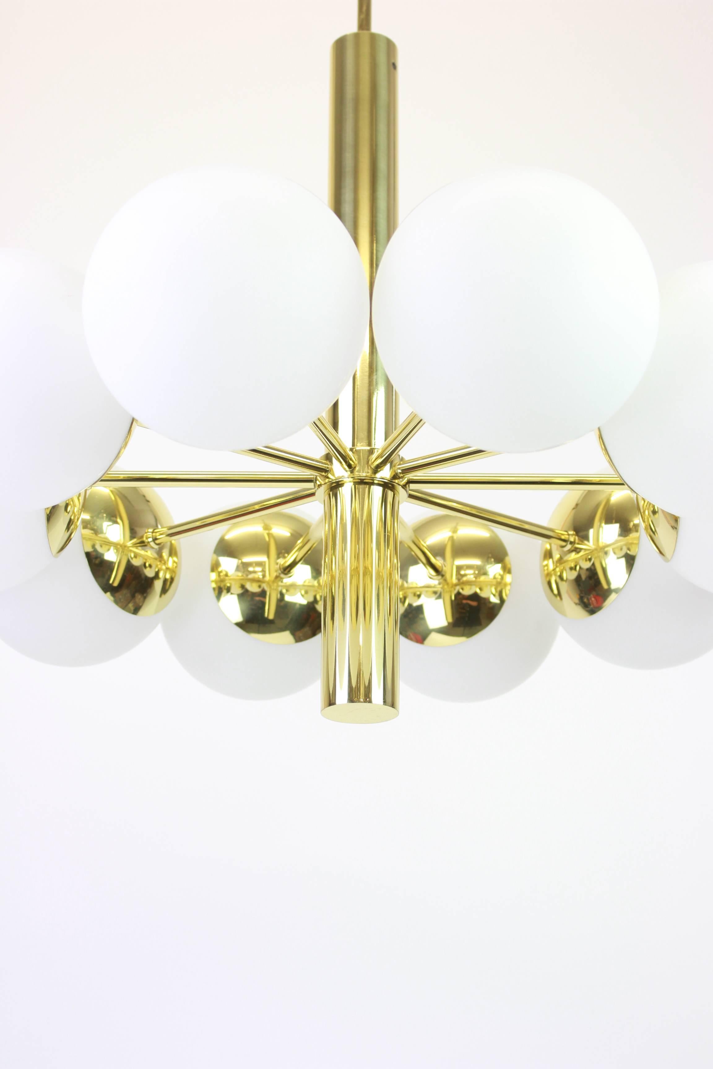 Mid-Century Modern Large Stunning Kaiser Sputnik Opal Glass Globes Chandelier, Germany, 1970s For Sale