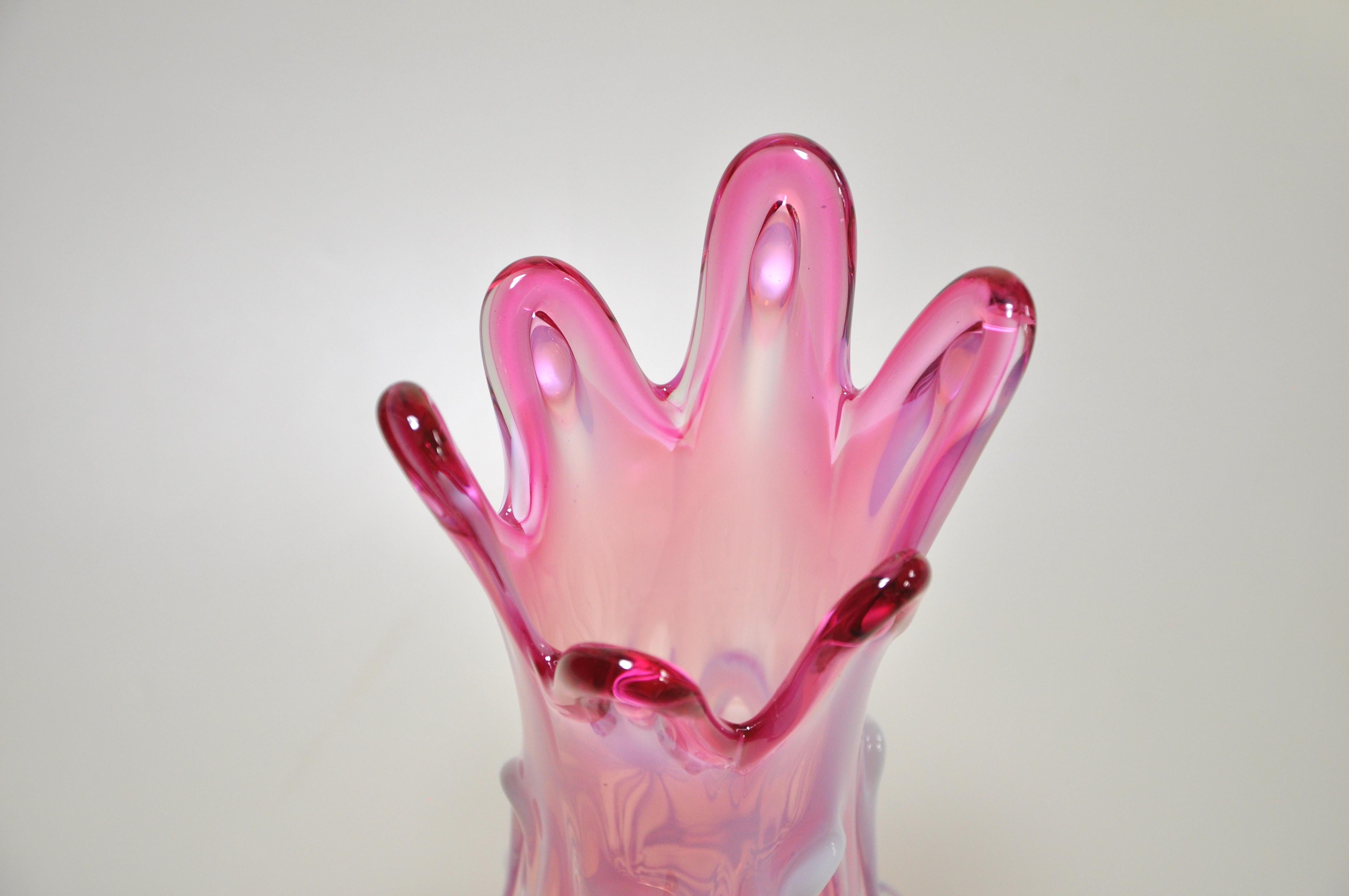 20th Century Large Stunning Vintage Pink White Art Glass Vase Italian For Sale