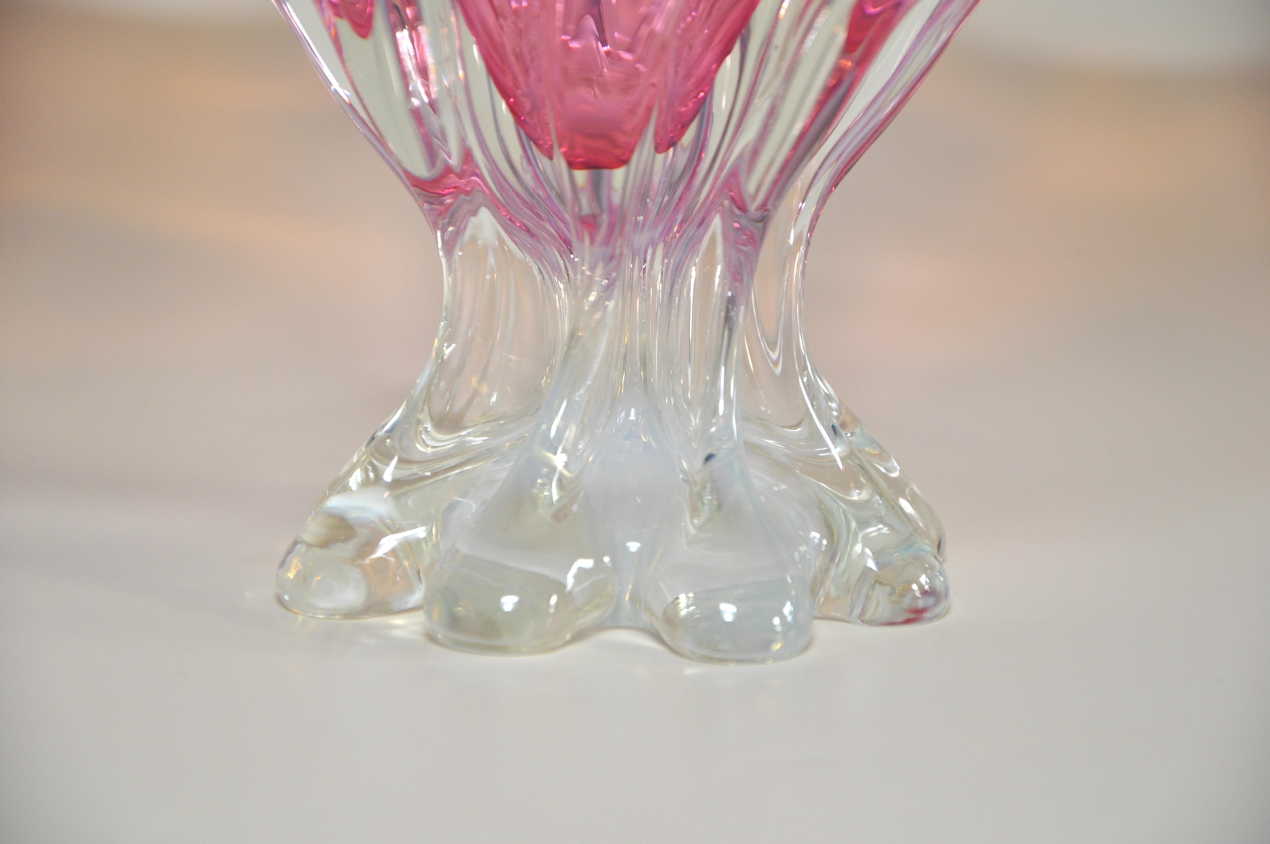 Large Stunning Vintage Pink White Art Glass Vase Italian In Excellent Condition For Sale In Belfast, Northern Ireland