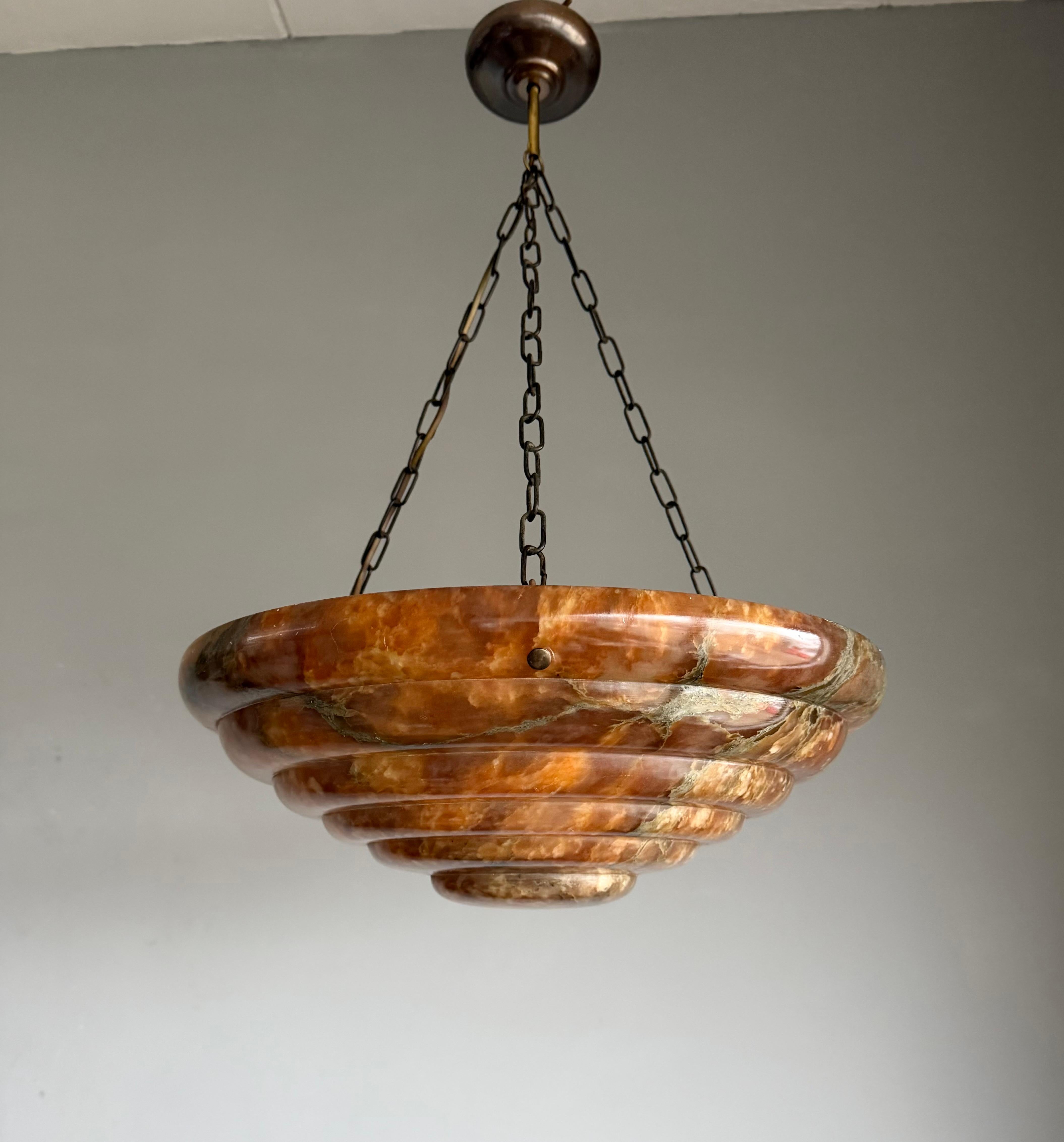 Large & Stunningly Layered Art Deco Alabaster Pendant Light, Amazing Colors In Excellent Condition For Sale In Lisse, NL