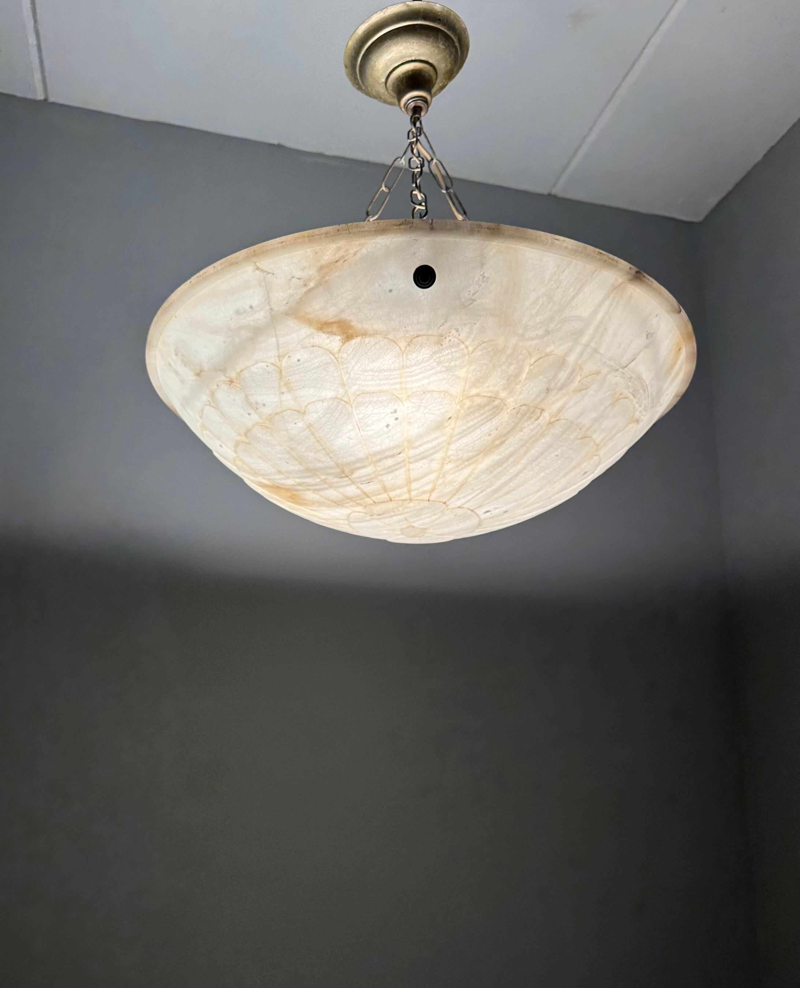 Große & stilvolle Design Weiße Adern Art Deco Alabaster Pendelleuchte / Kronleuchter im Angebot 3