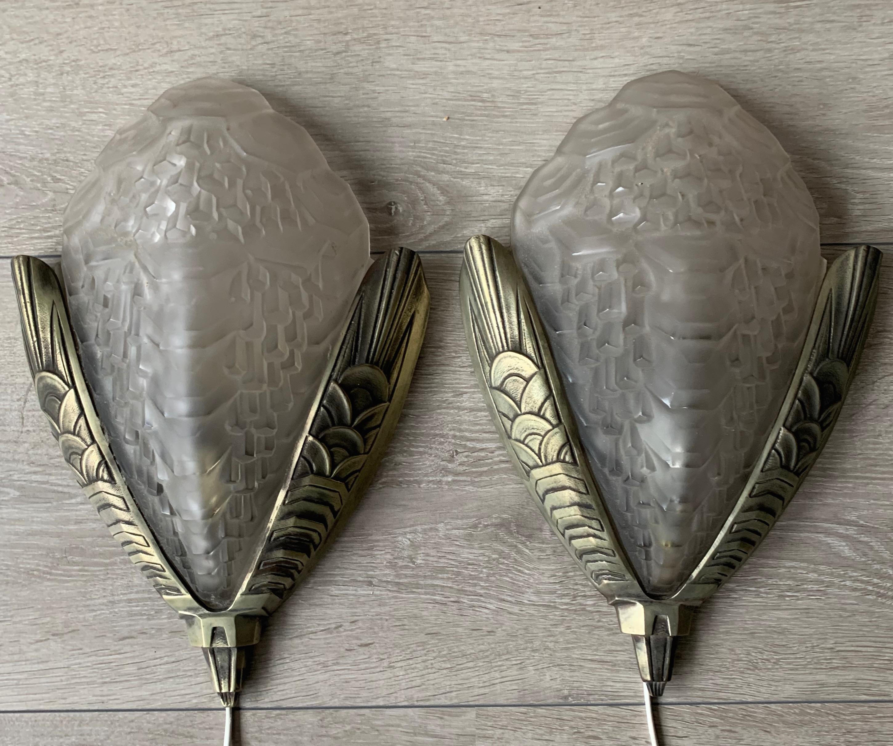 Large and Stylish Pair of Art Deco Bronze & Glass Wall Sconces / Lights For Sale 13