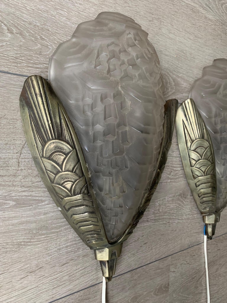 20th Century Large and Stylish Pair of Art Deco Bronze & Glass Wall Sconces / Lights For Sale