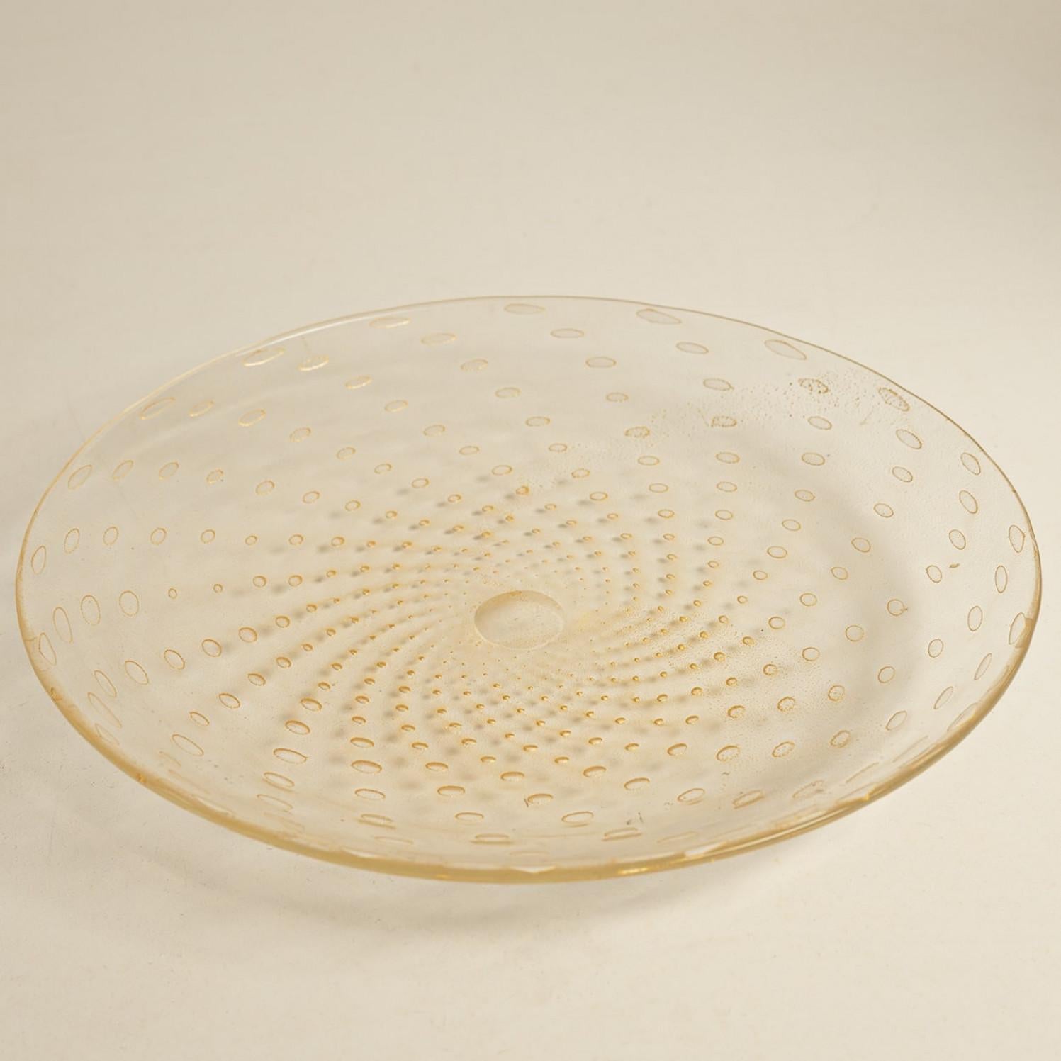 Vaso e piatto grande con piede in rosa cipria sommerso di Murano, Pallottoliere in vendita 3