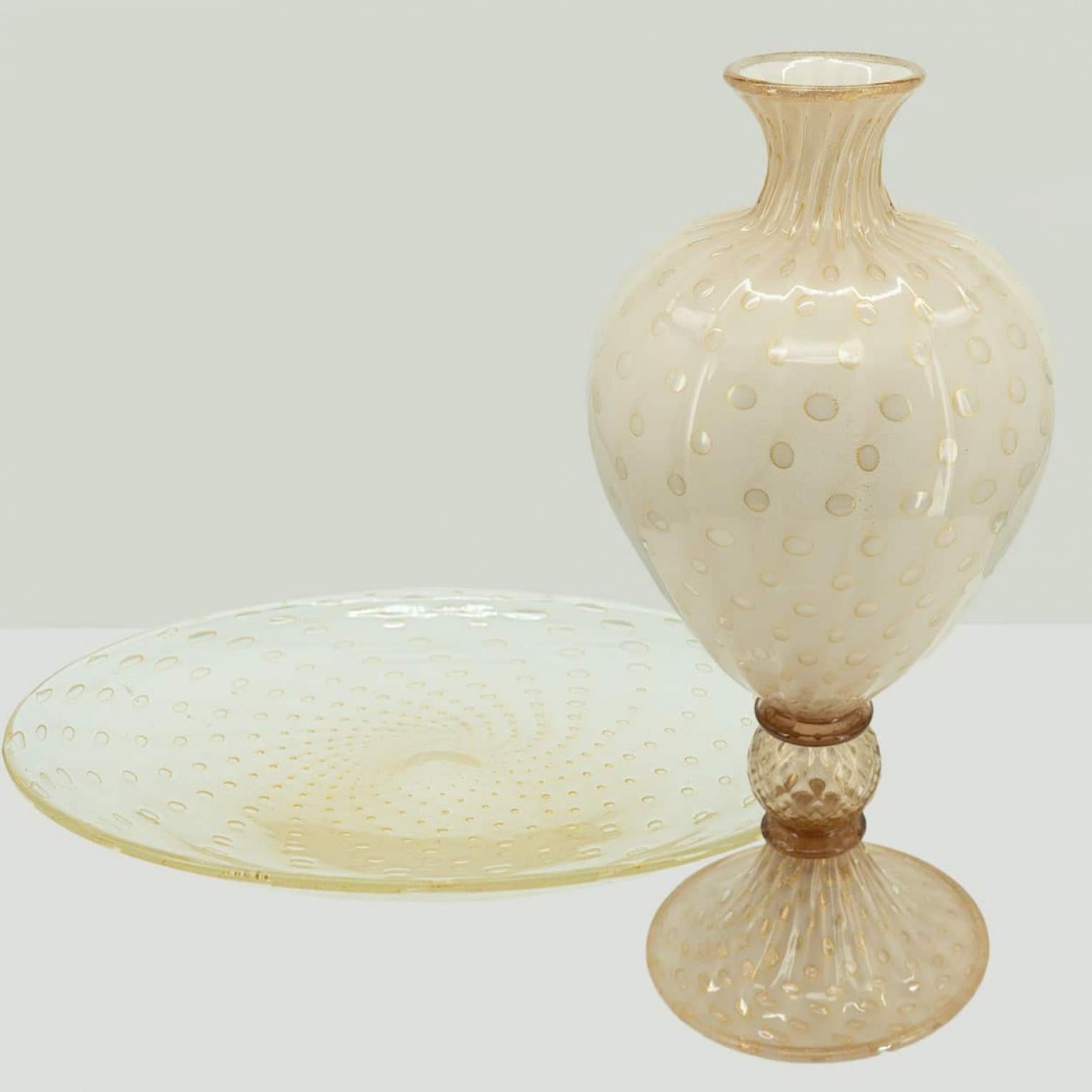 Vaso e piatto grande con piede in rosa cipria sommerso di Murano, Pallottoliere in vendita 4