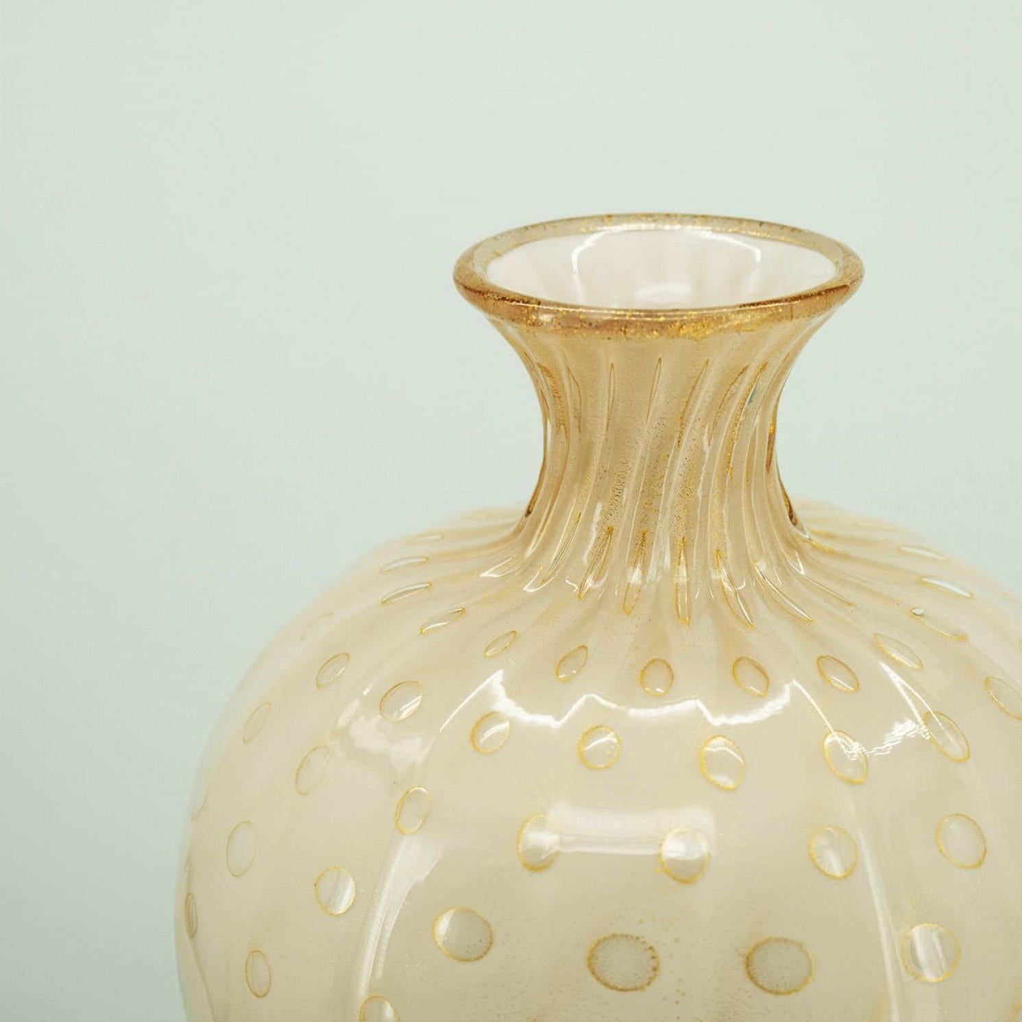 Vaso e piatto grande con piede in rosa cipria sommerso di Murano, Pallottoliere In condizioni ottime in vendita a Rijssen, NL