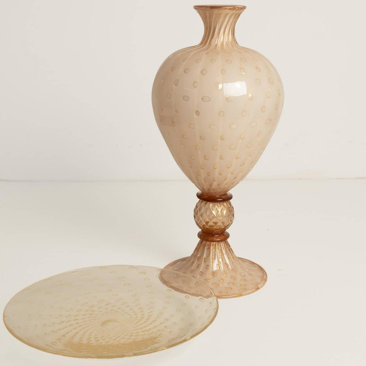 Vaso e piatto grande con piede in rosa cipria sommerso di Murano, Pallottoliere In condizioni ottime in vendita a Rijssen, NL