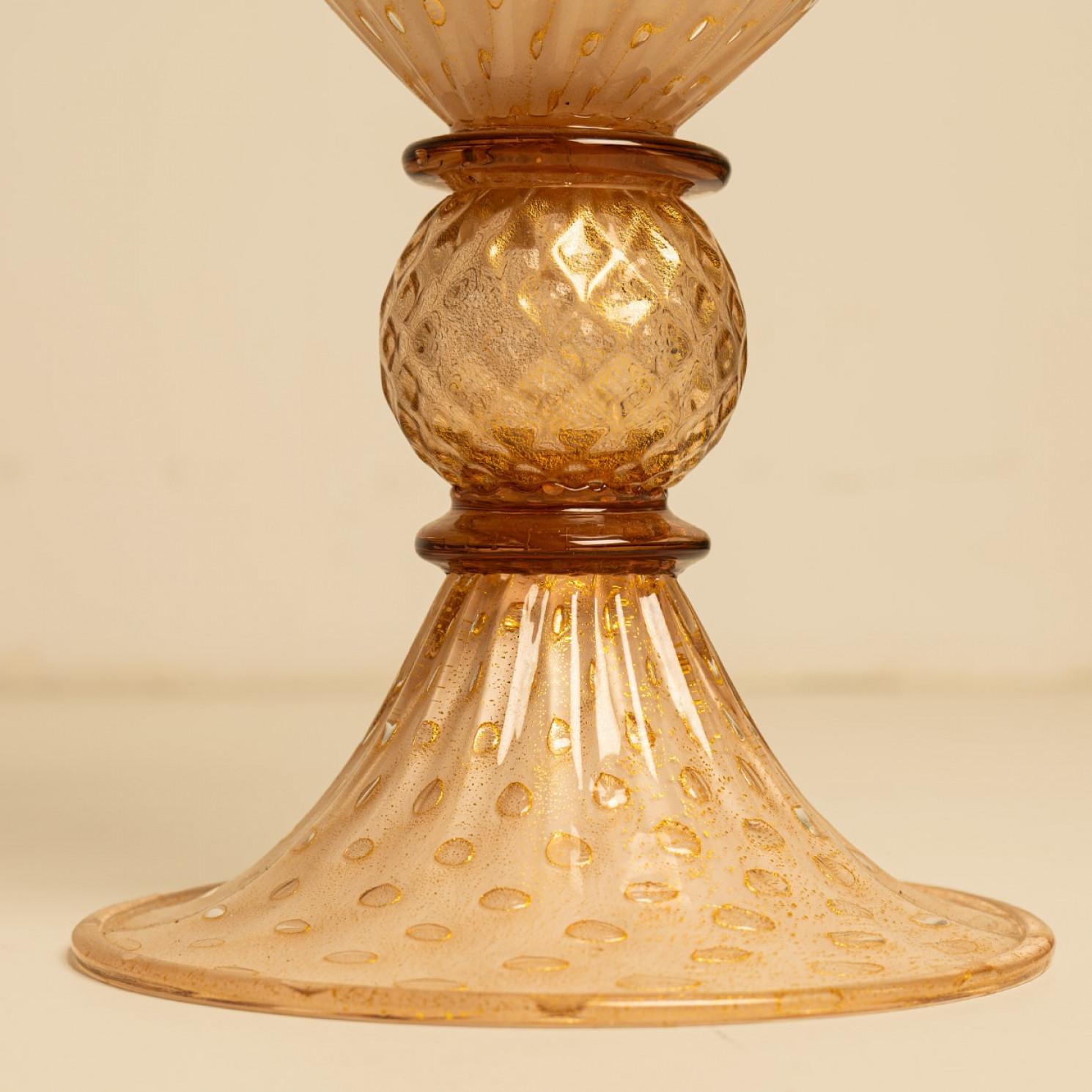 Gran Jarrón y Plato con Pie de Crema Rosa Sumergido-Balloton, Murano en venta 1