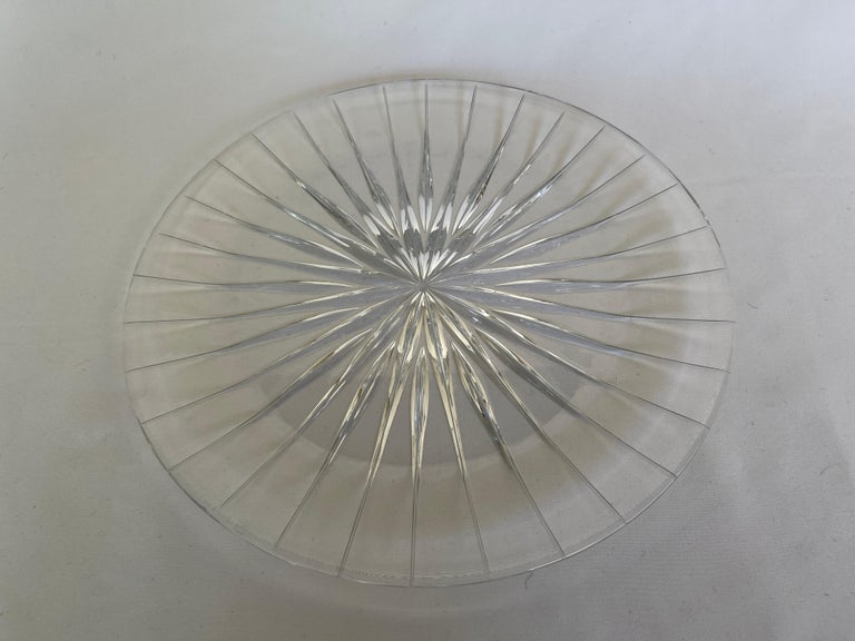 Large Sunburst Design Cut Glass Starburst Round Serving Platter Plate