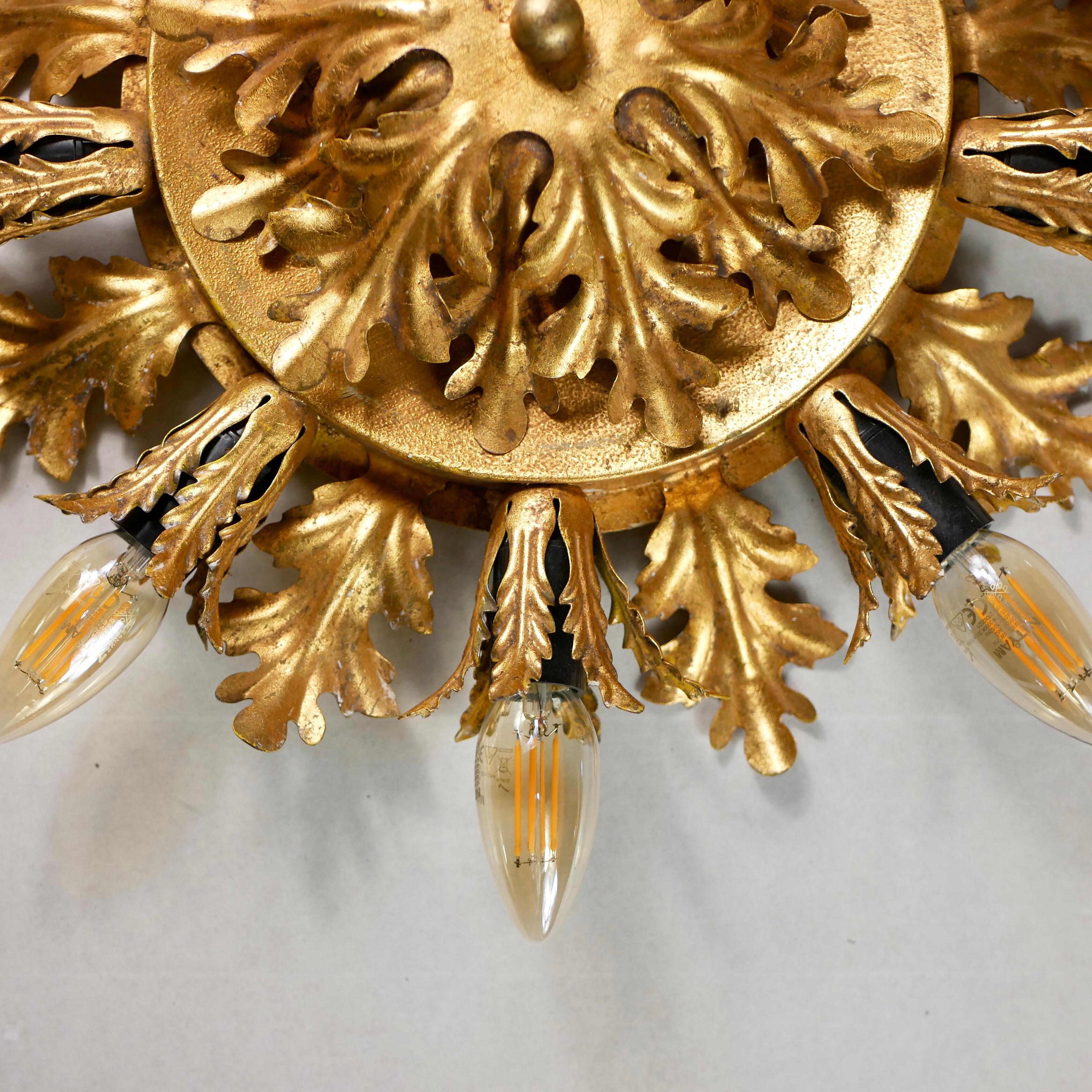 Large Sunburst Gilded Ceiling Light or Wall Light from Banci, Firenze, 1980s In Good Condition For Sale In Lyon, FR