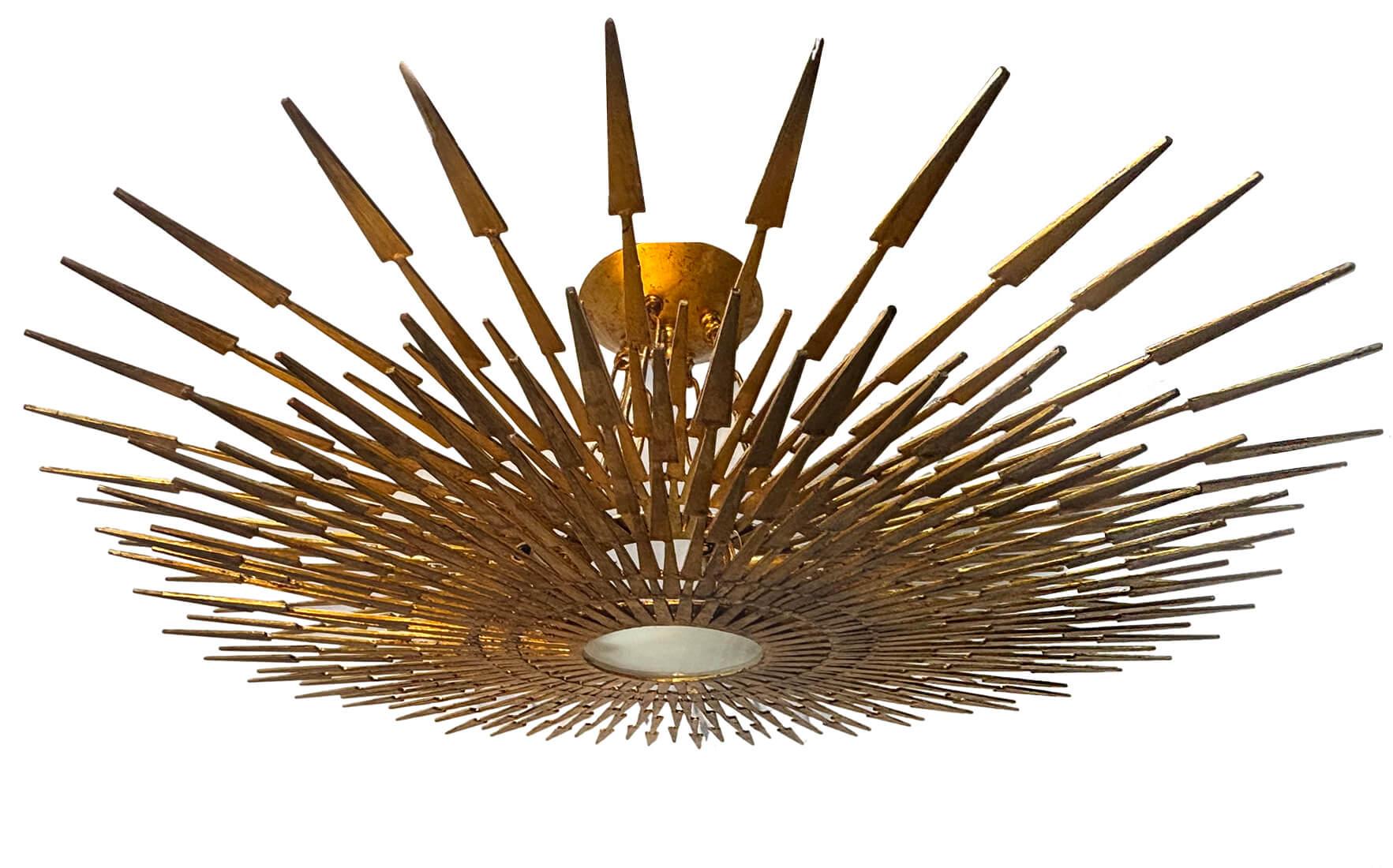 Grand luminaire en forme de soleil Bon état - En vente à New York, NY