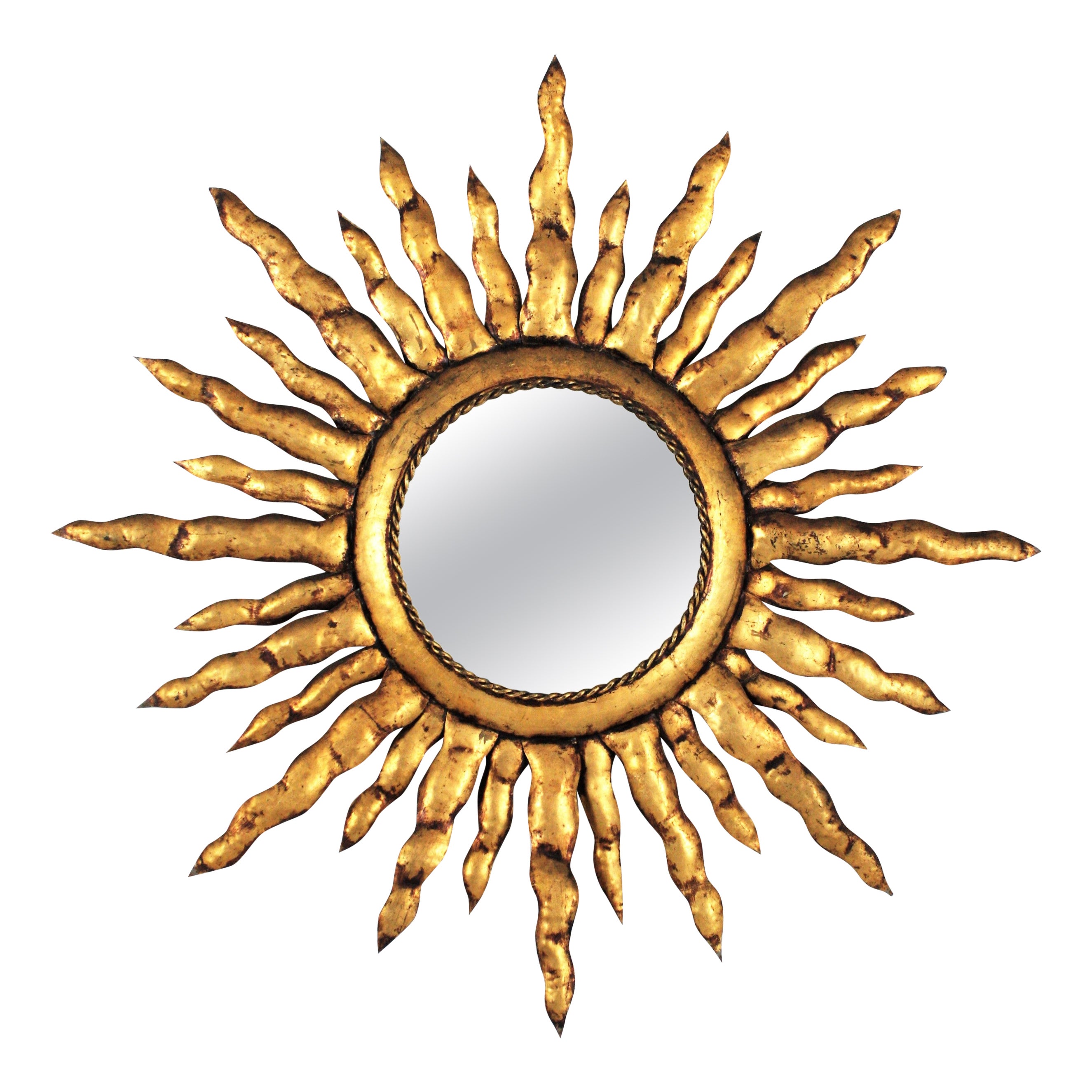 Großer Sunburst-Spiegel aus vergoldetem Eisen, 1950er Jahre