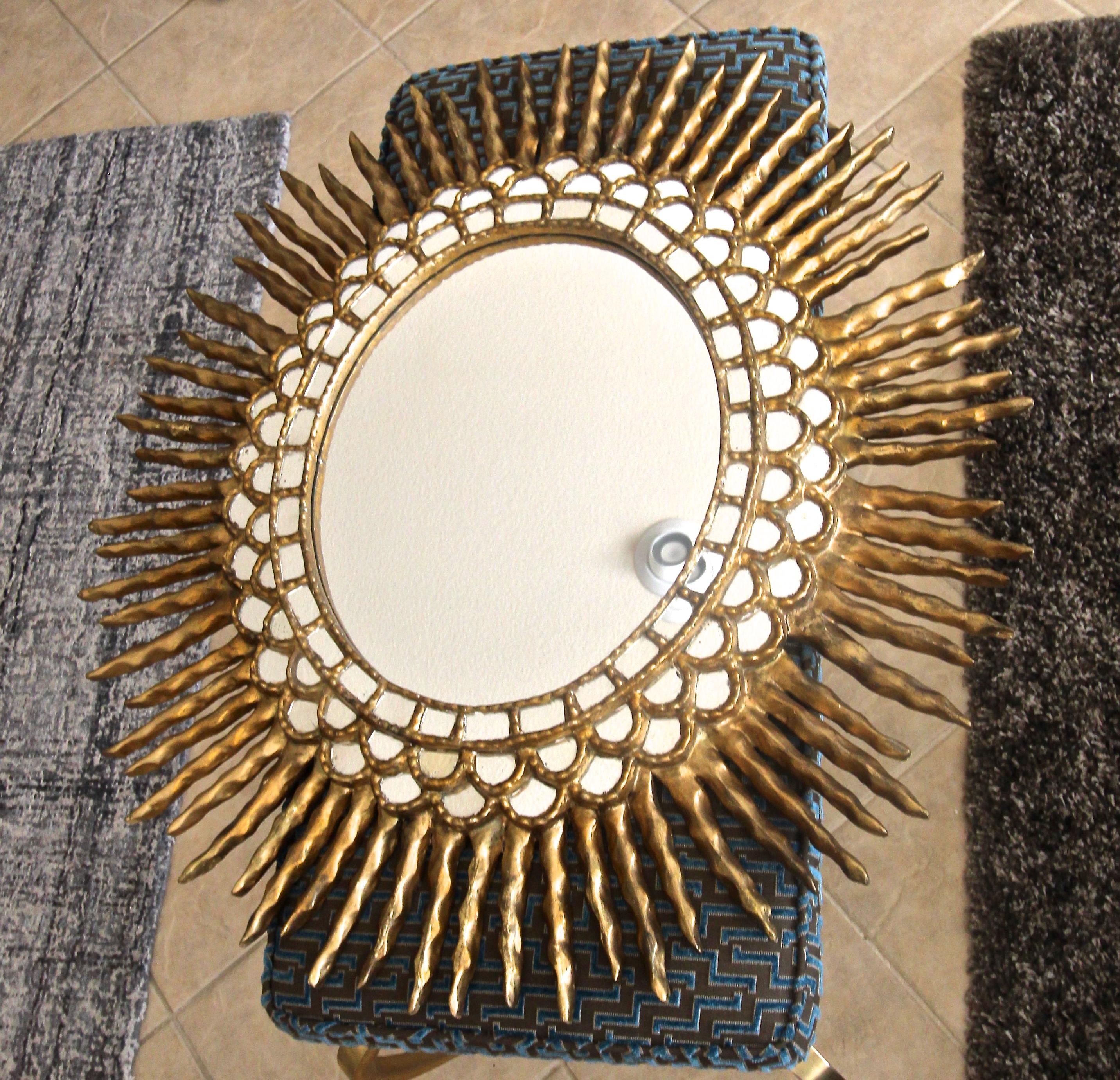 Large Sunburst Oval Giltwood Spanish Colonial Wall Mirror In Good Condition In Palm Springs, CA