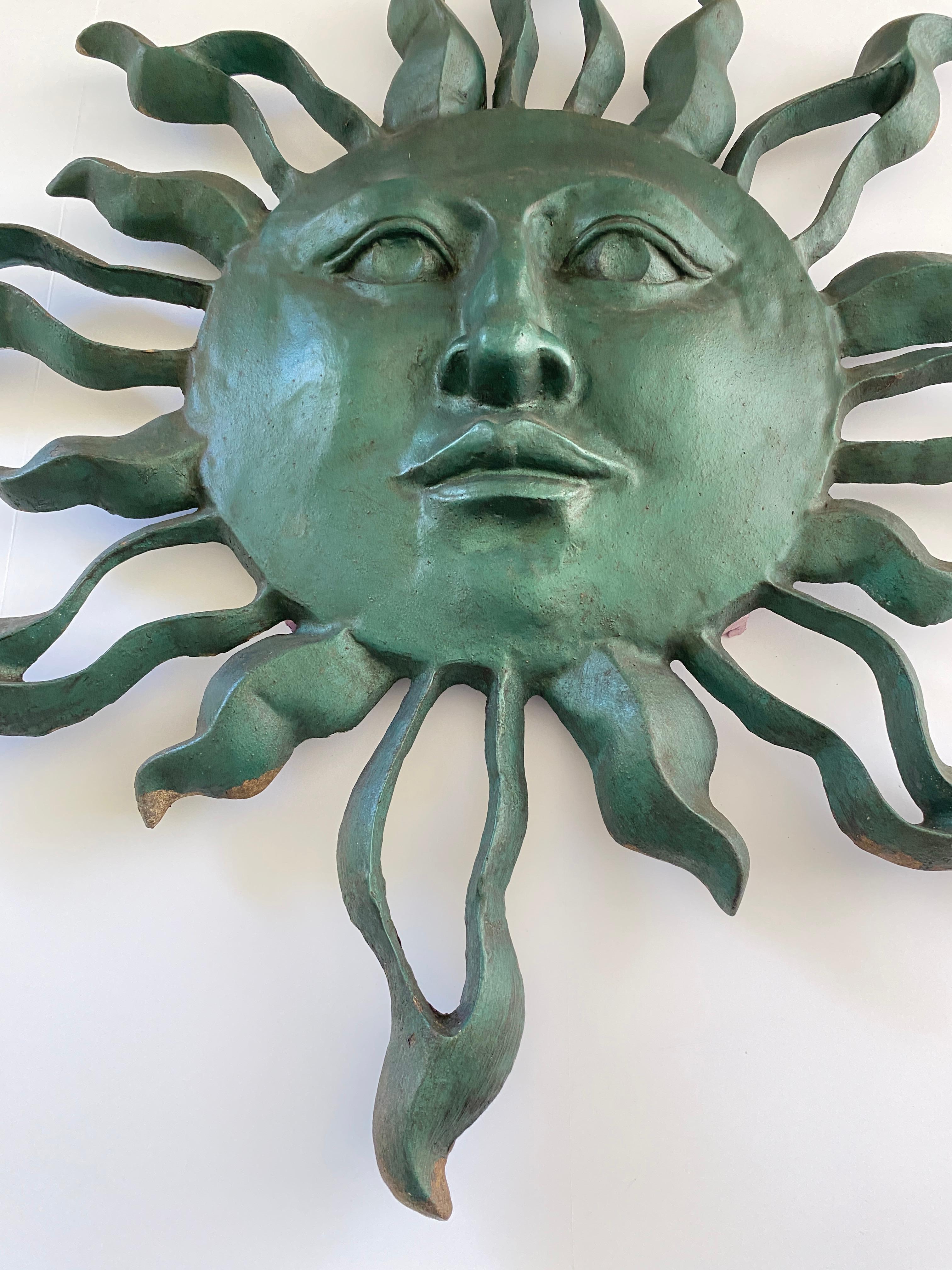 Large Sunburst Wall Sculpture, Garden or Patio Architectural Element (Moderne) im Angebot