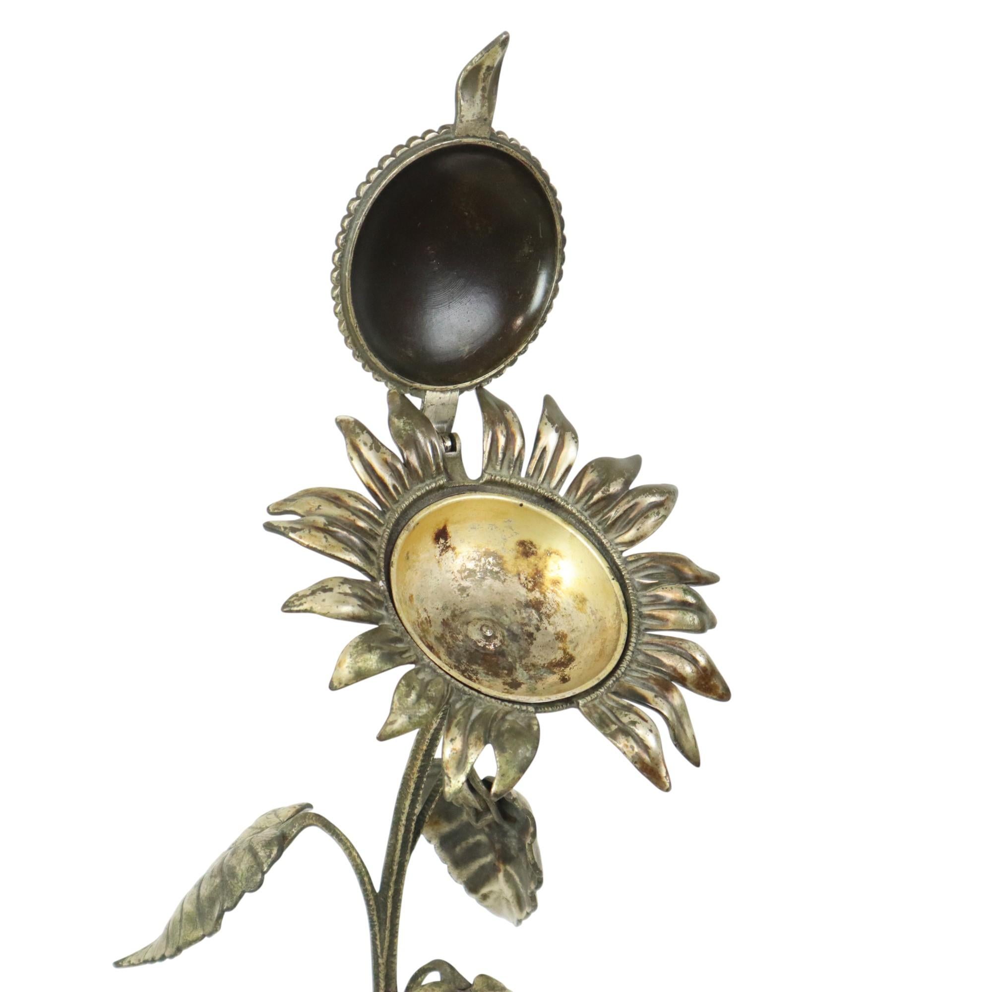 Posacenere girasole grande in bronzo placcato argento S. Agudo 62 cm in vendita 4