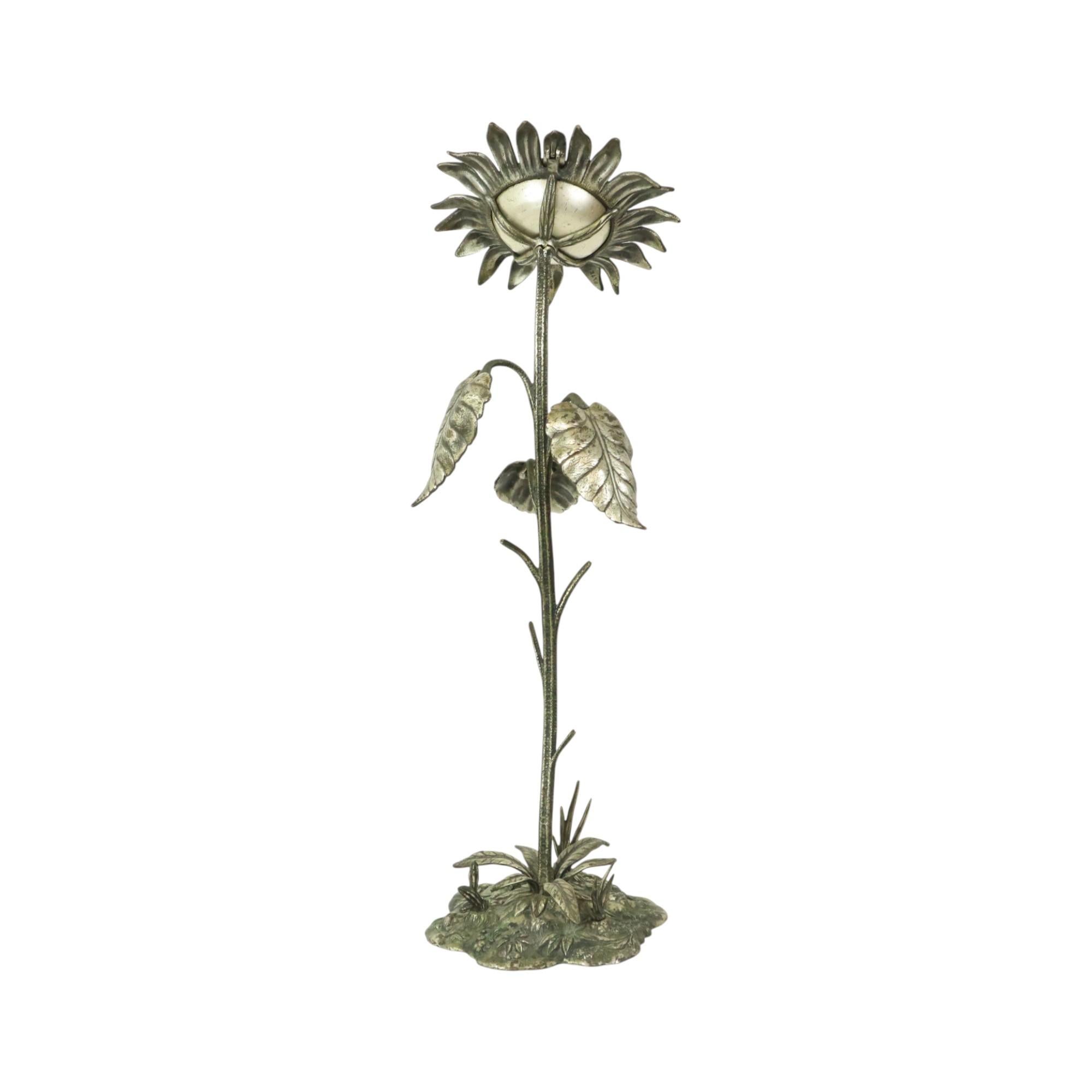 Spagnolo Posacenere girasole grande in bronzo placcato argento S. Agudo 62 cm in vendita