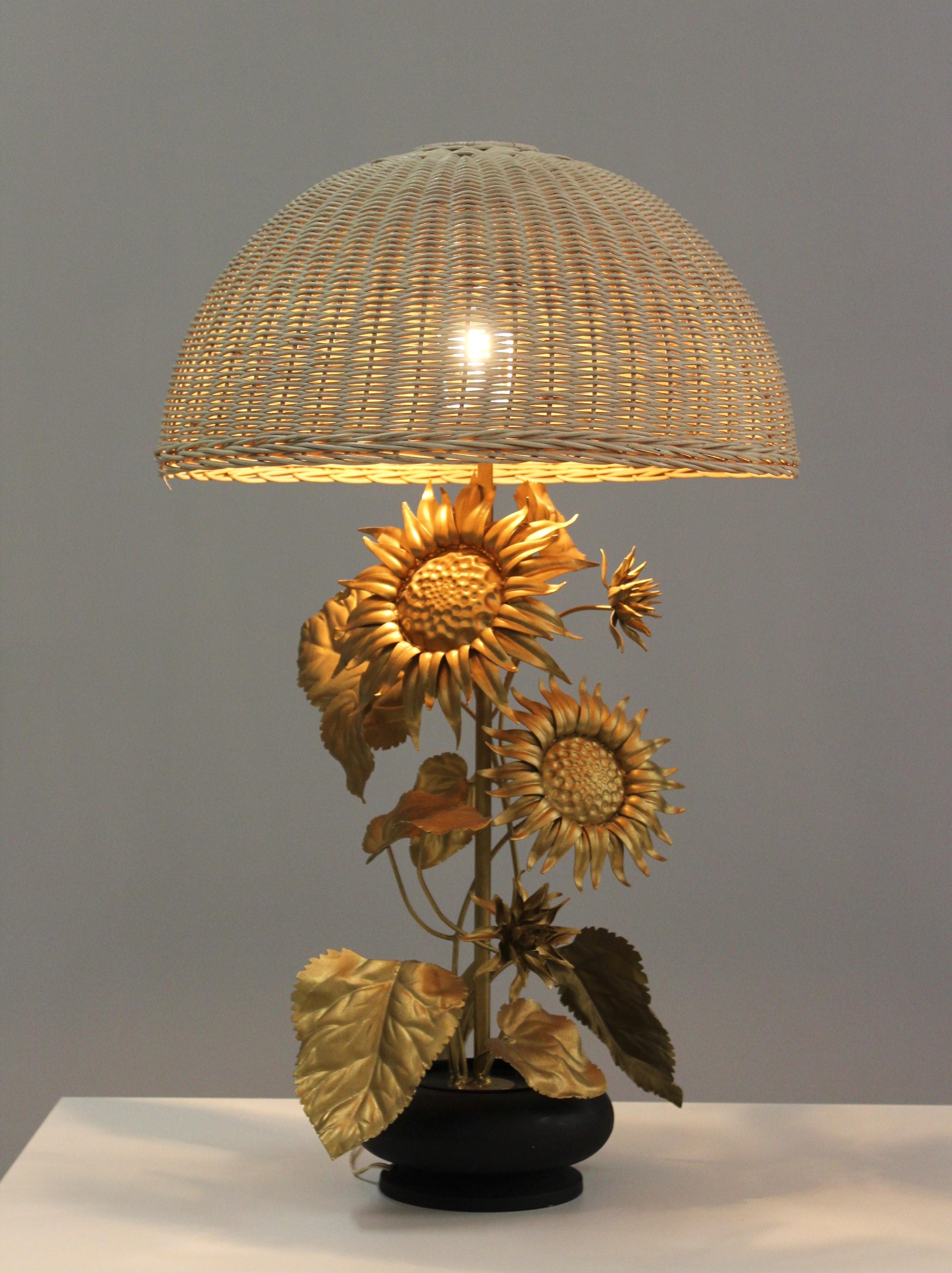 Große Sonnenblumen-Tischlampe, 1980er-Jahre im Angebot 6