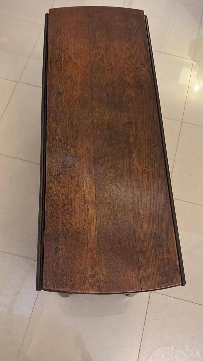 XVIIIe siècle et antérieur Grande table de salle à manger d'antiquités en chêne du 17ème siècle de superbe qualité en vente